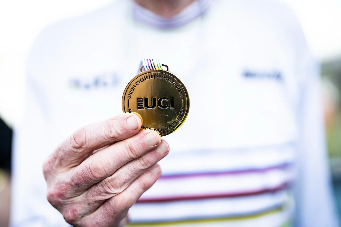 @gordonstilwellmtb Double World masters Downhill Champion age 72. #sony12daysofgmasterday4 @sonyalpha.anz