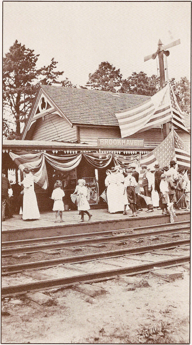 1910BrookhavenTrainStation.jpg