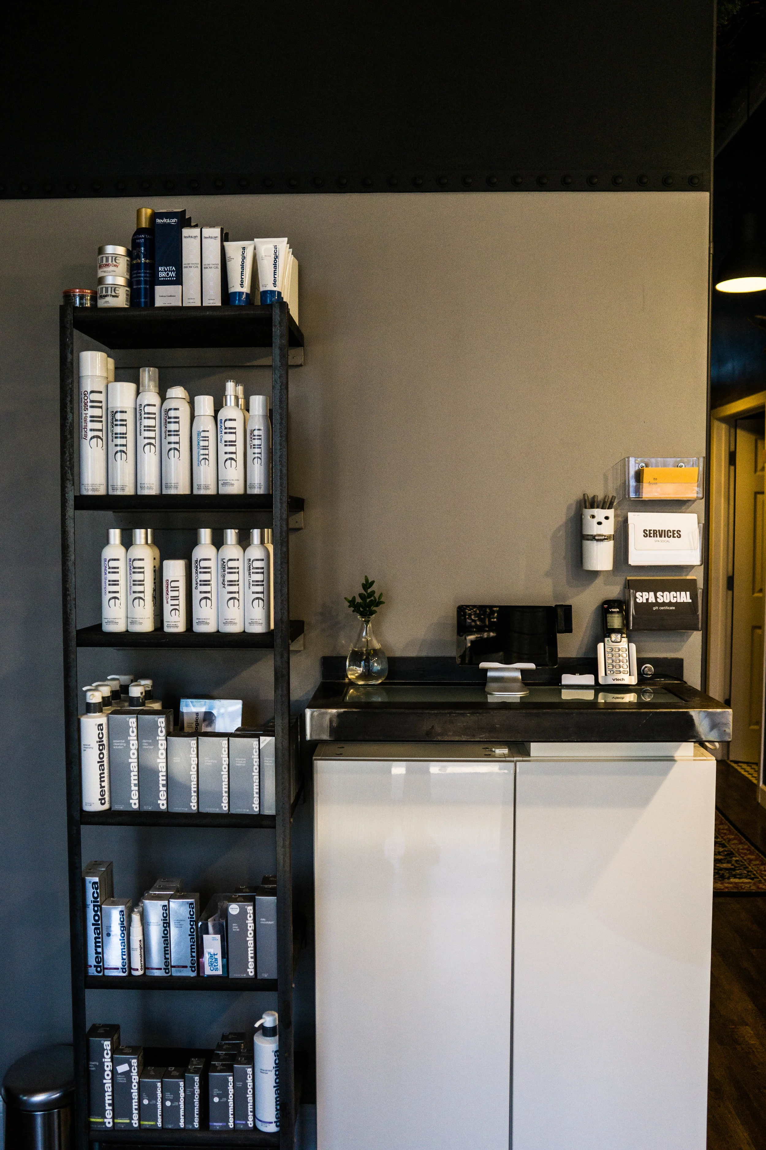 front desk:retail.jpg