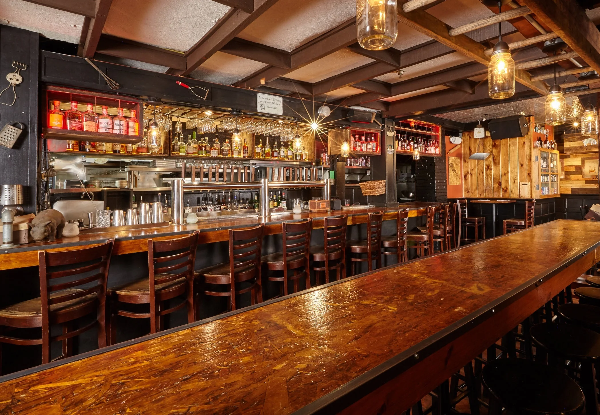 Image via Wharf Southern Kitchen & Whiskey Bar.