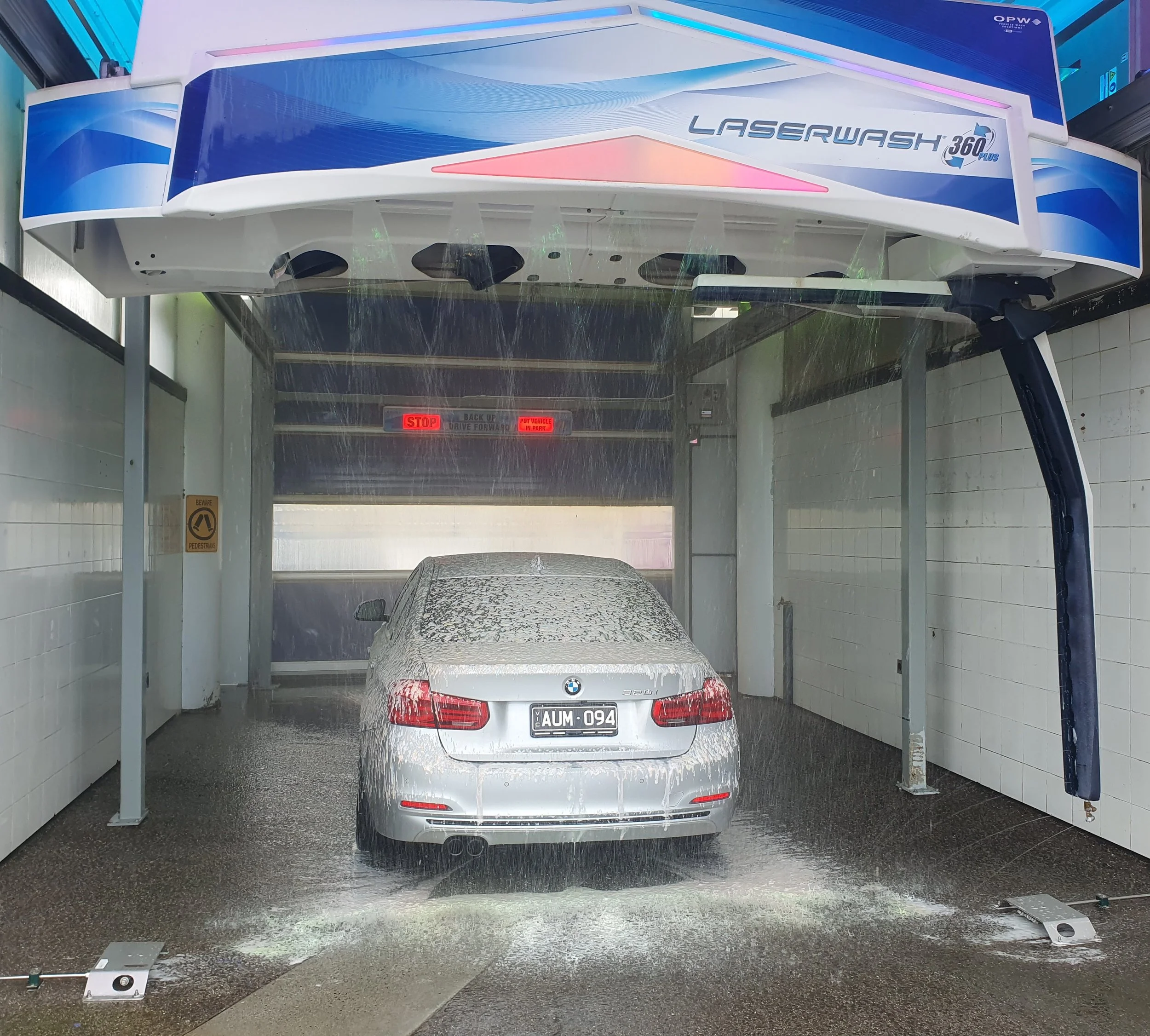 Purple Octopus Laserwash 360 Touch Free Automatic Car Wash — Purple