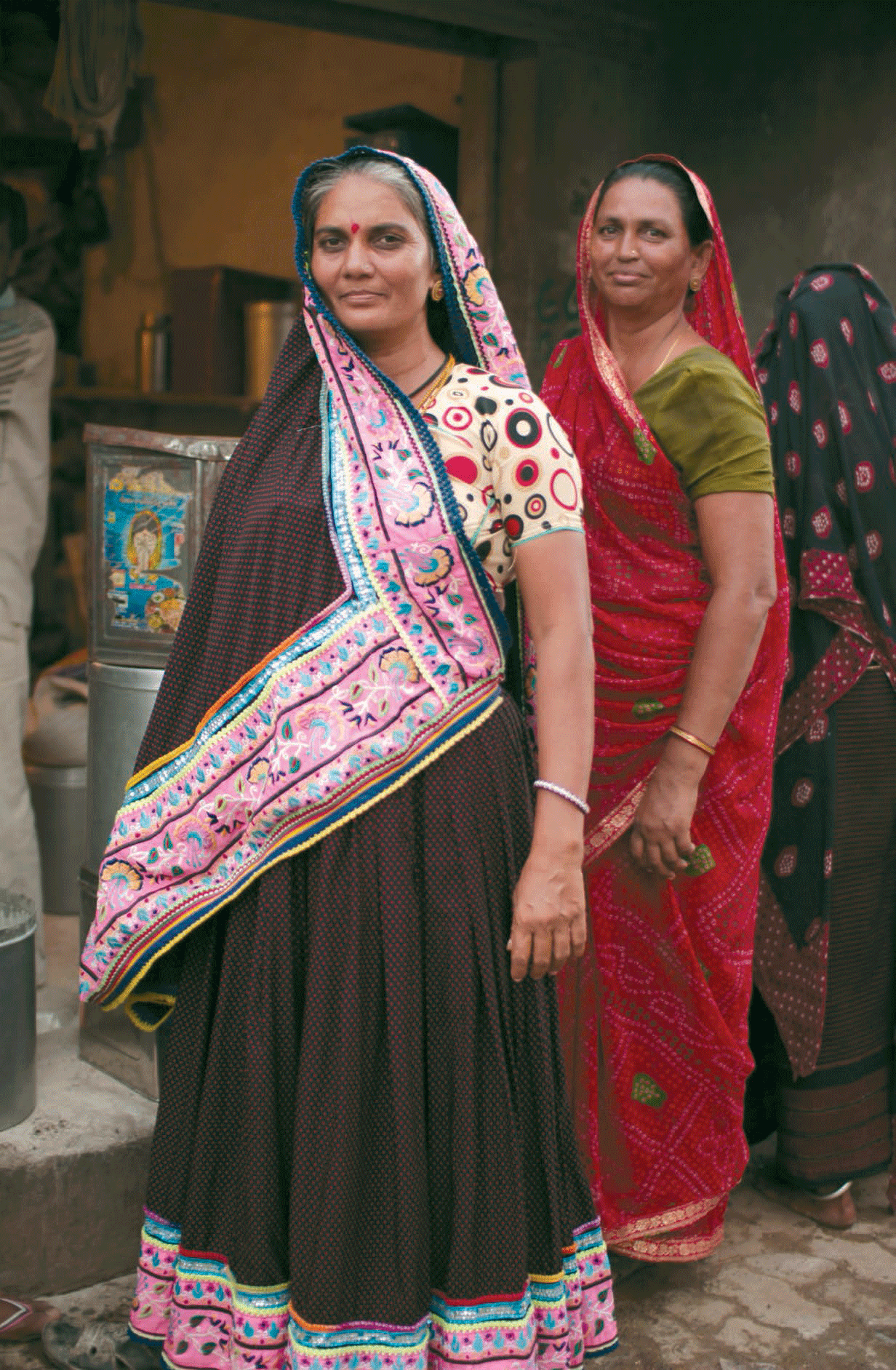 Jimmi , the screen printed design imitating bandhani. It is worn by women between 50-60 years old from the Leva Patel community