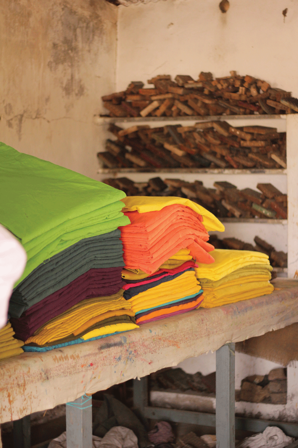 Chemically dyed fabric ready for direct printing