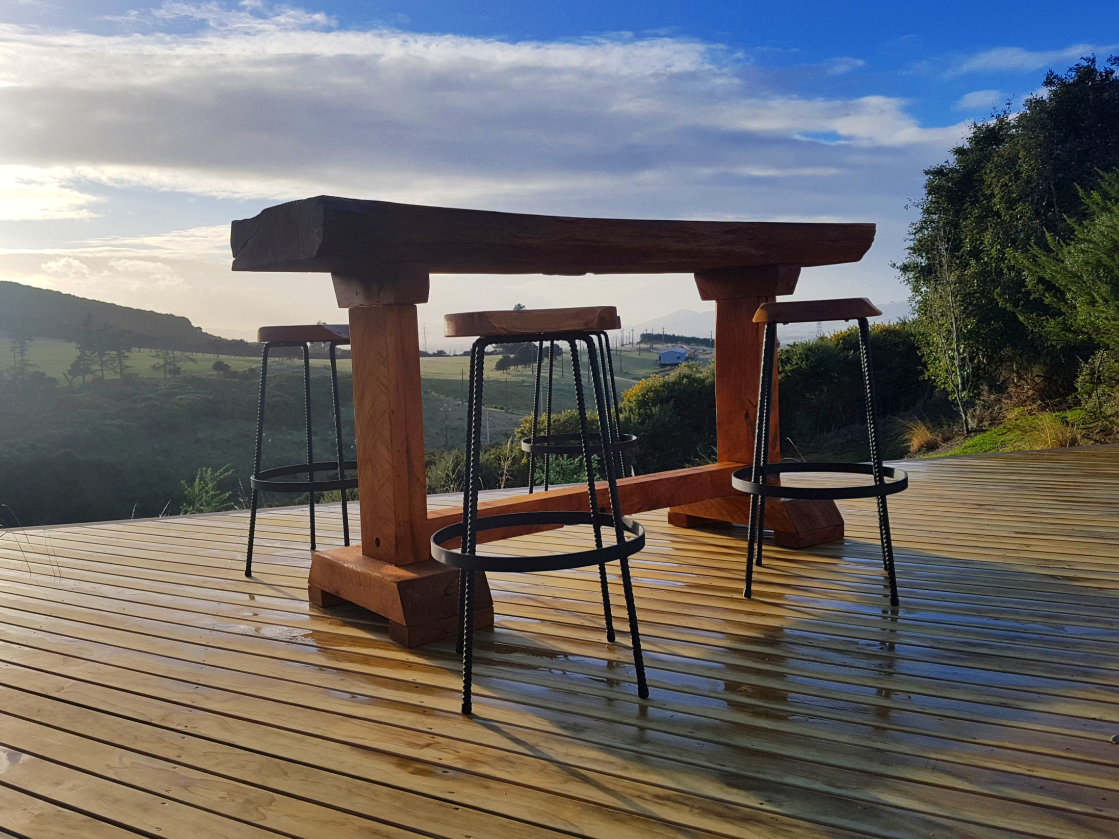 Texwood — Macrocarpa Outdoor patio bbq Furniture Tables leaners and bars