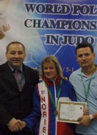 20.tinásobná mistryně ČR v judo IV.Dan Hlavní trenérka klubu Judo Beskydy