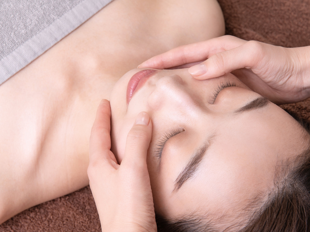 Når kjeven gir deg hodepine – TMD, spenninger og muskelbehandling