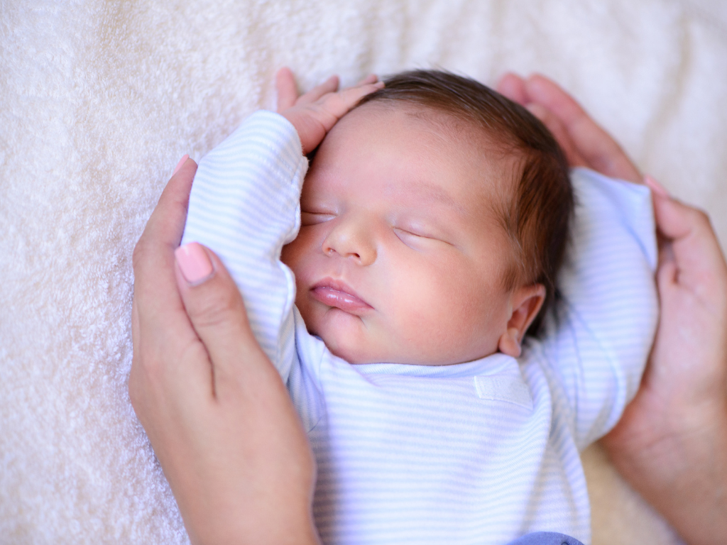 Har babyen stramt tungebånd? Og hva kan hjelpe?