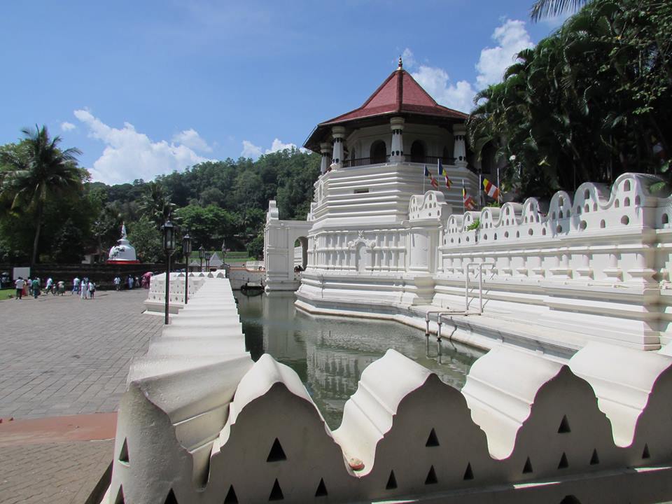 Temple of Tooth, Kandy