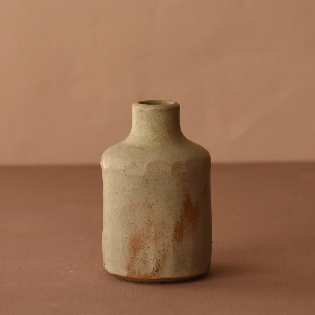 SmallTexturedVase3.jpg
