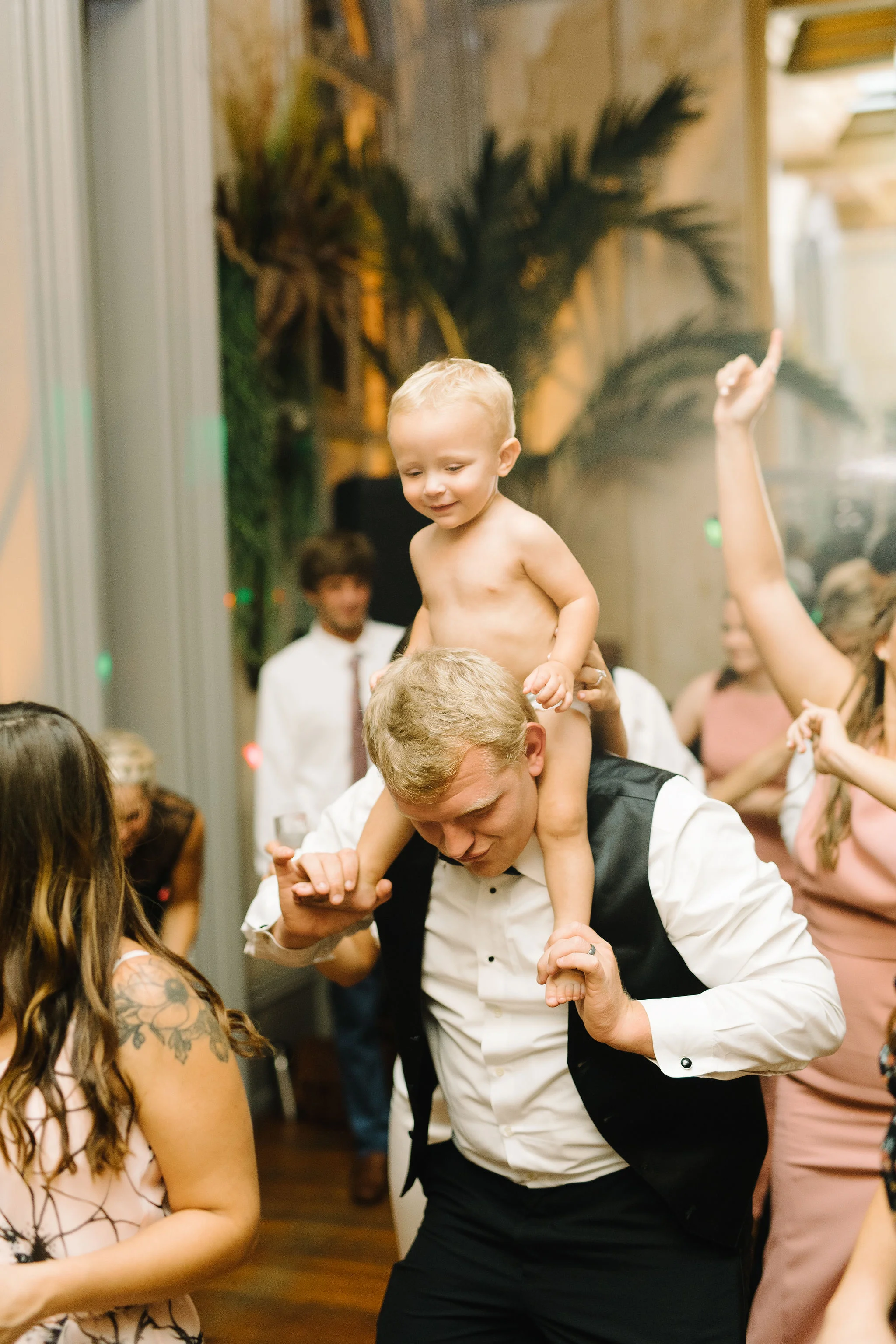 Samantha+Brandon-Savannah,GAWedding-804.jpg