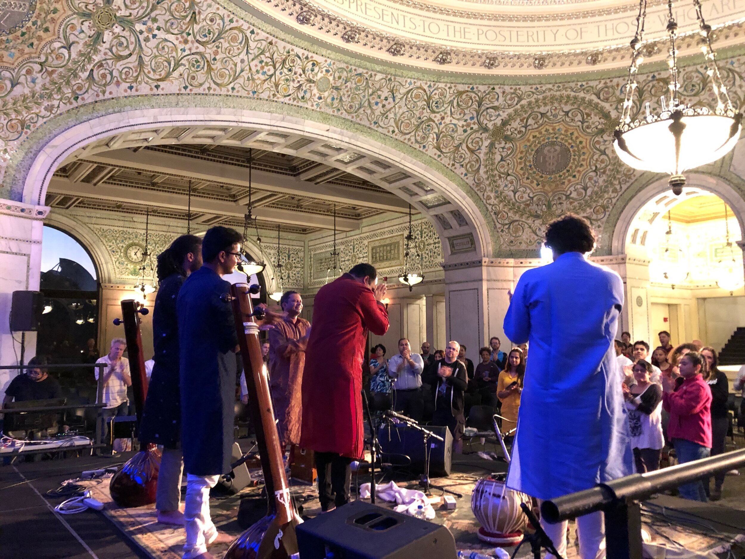 Responding to a standing ovation at the Ragamala World Music Festival, Chicago, Sept 2019