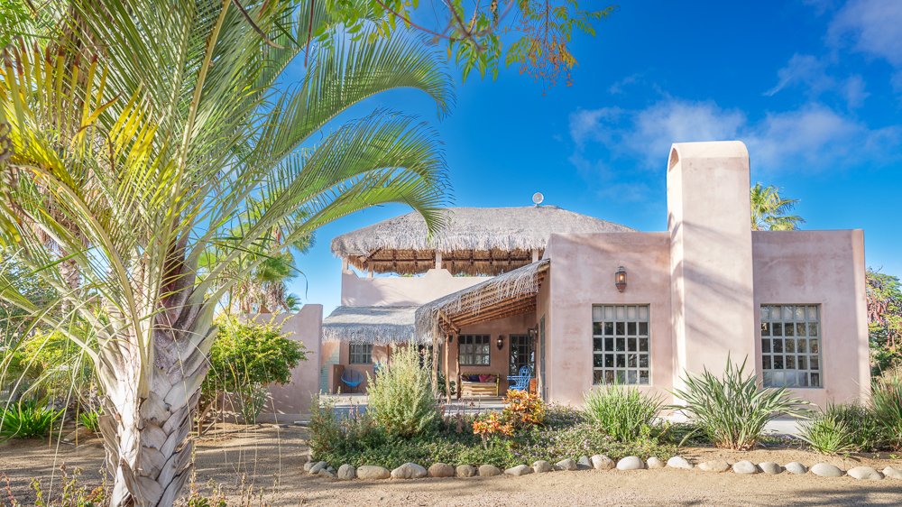 Casa Adobe