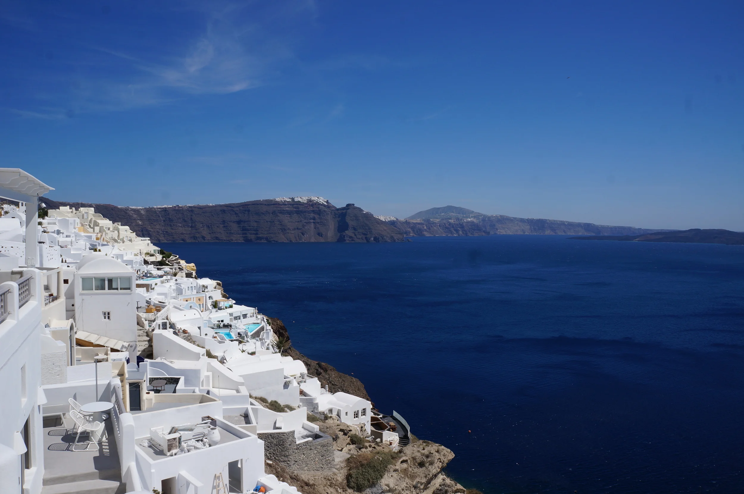 WHAT YOU NEED TO KNOW ABOUT SANTORINI