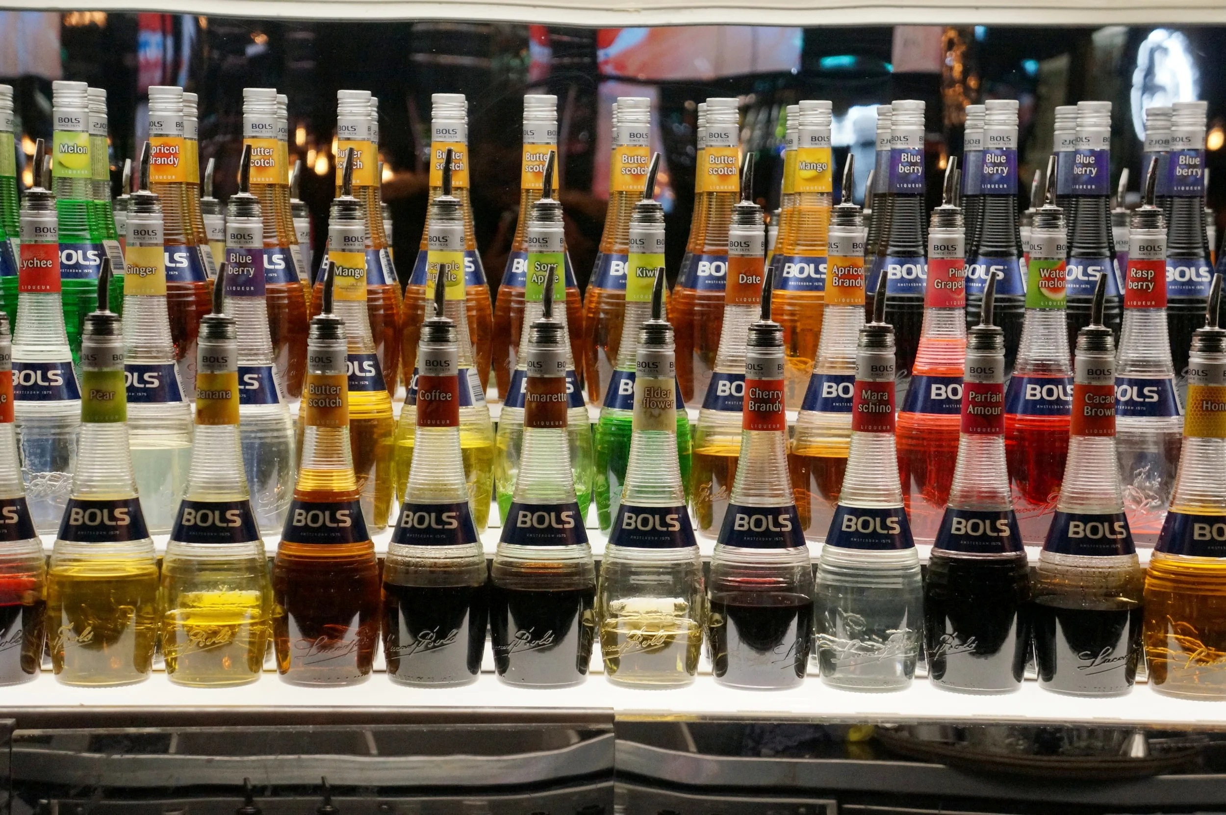  HOUSE OF BOLS 
