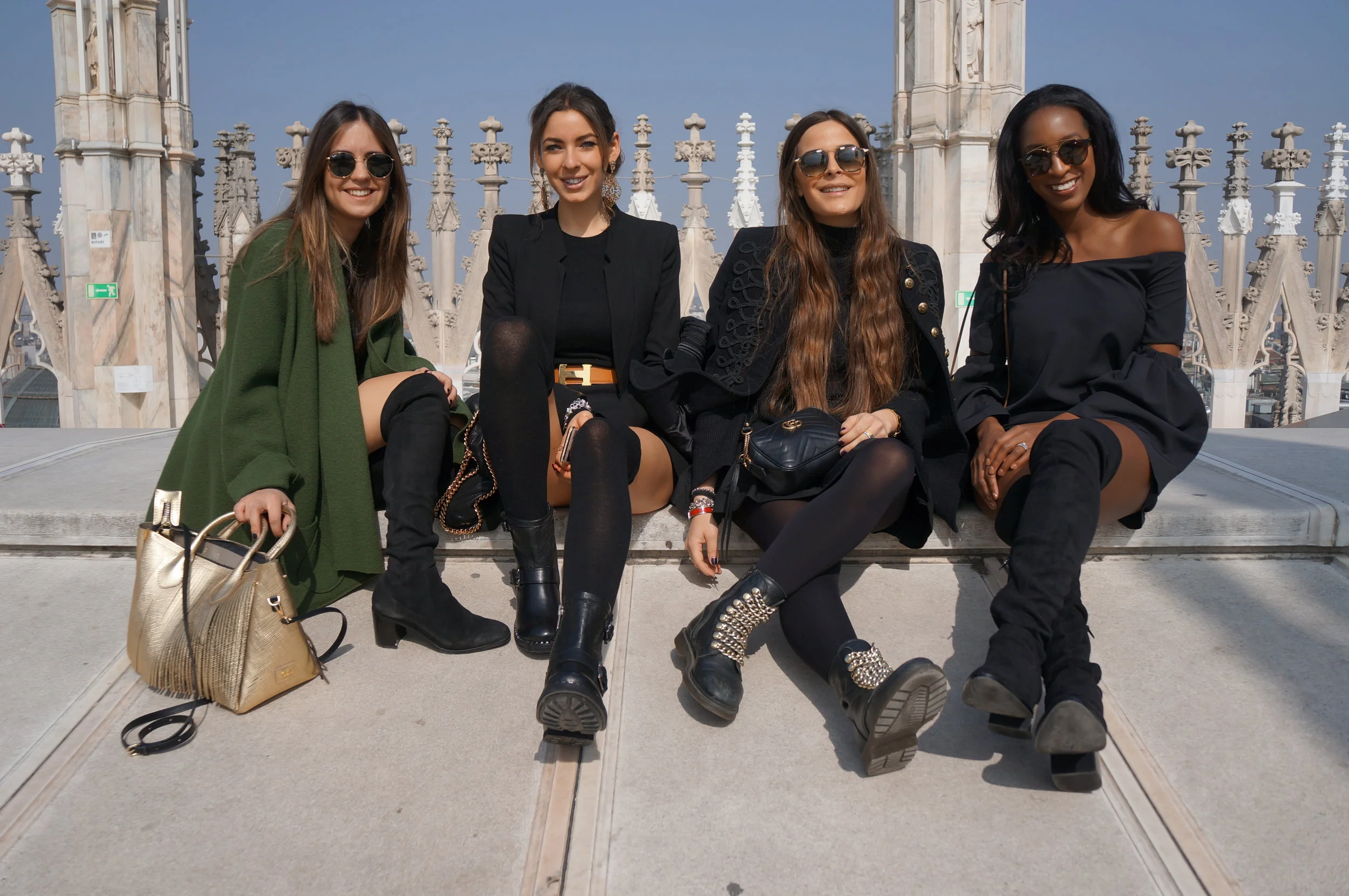  I HOPPED IN FOR A PHOTO WITH OUR NEW ITALIAN BESTIES 