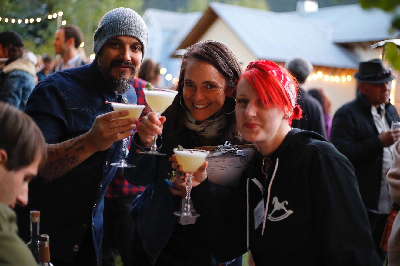 Battle of the Bartenders judges Daniel M. Veliz, Karen Hoskin and Michelle Glancy taste the winning cocktail from the Divvy. Photo by Nathan Bilow.