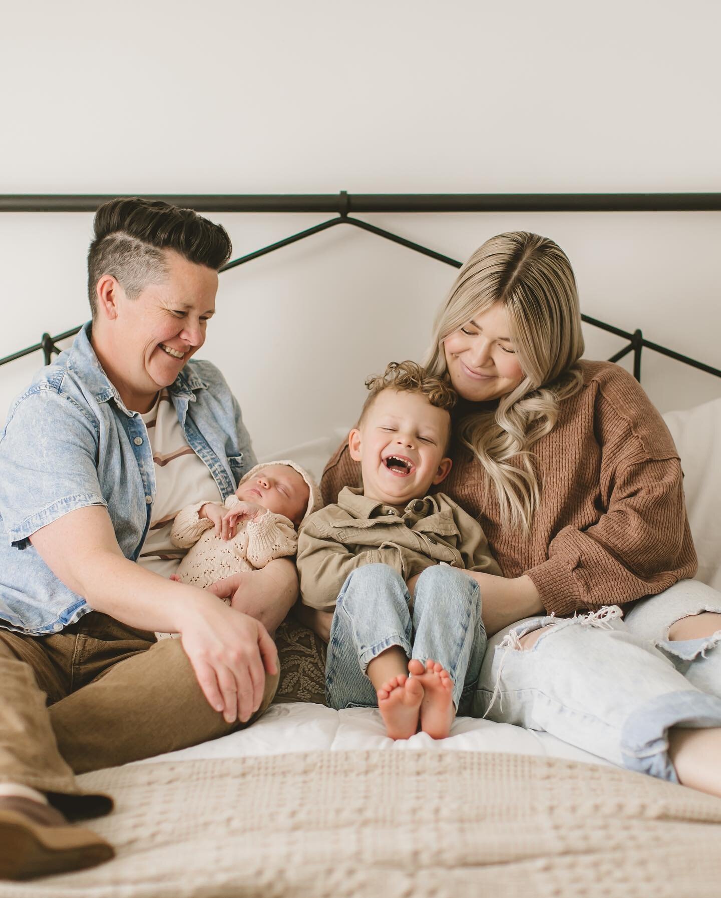 Newborn session with a toddler? Check out my latest reel from this session for my top tip for getting toddlers to cooperate! I adore this little family so much. And for the record, this toddler made my job SO easy. #utahnewbornphotographer #utahfamil