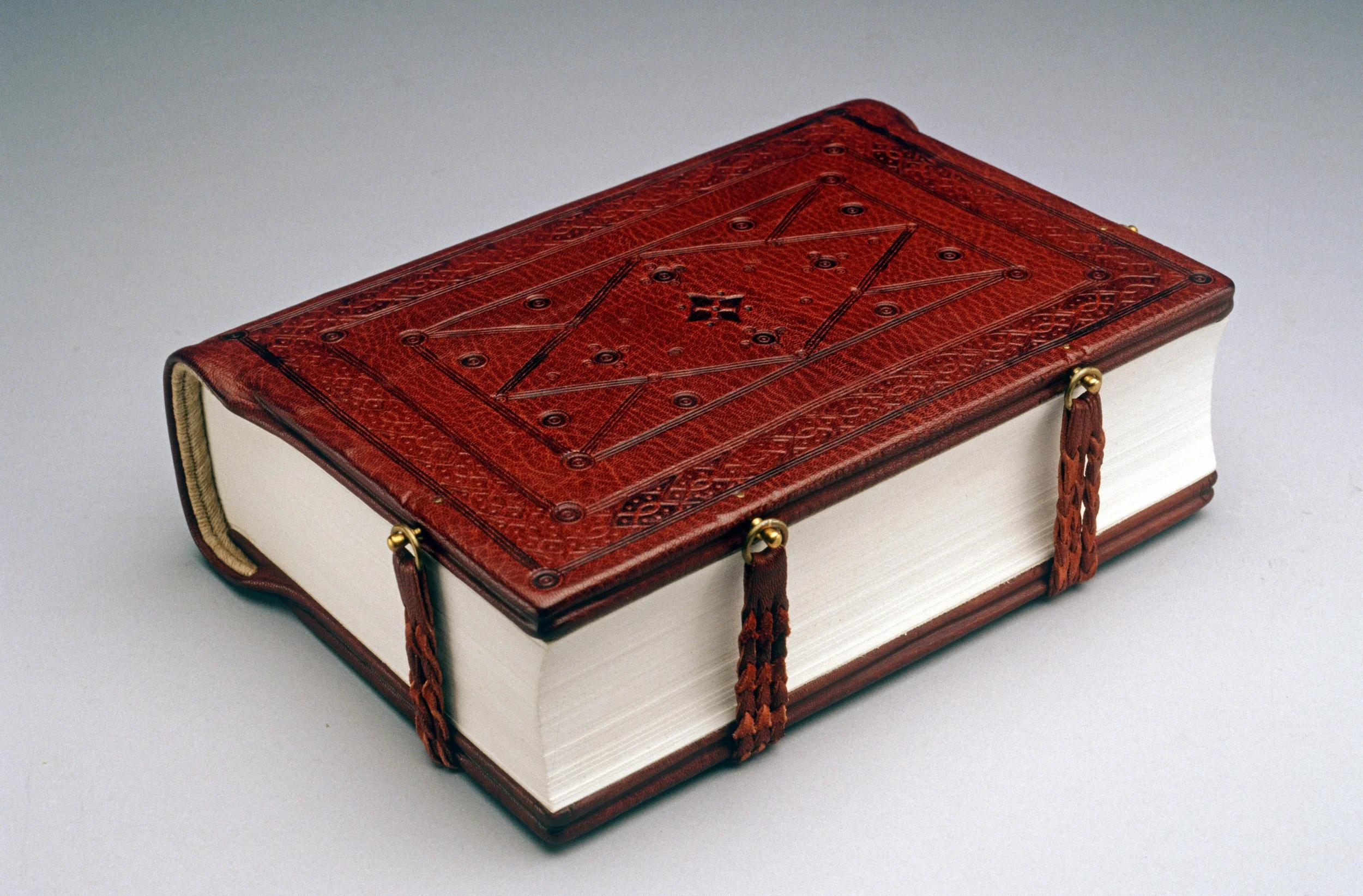 14th-Century Greek Binding Model