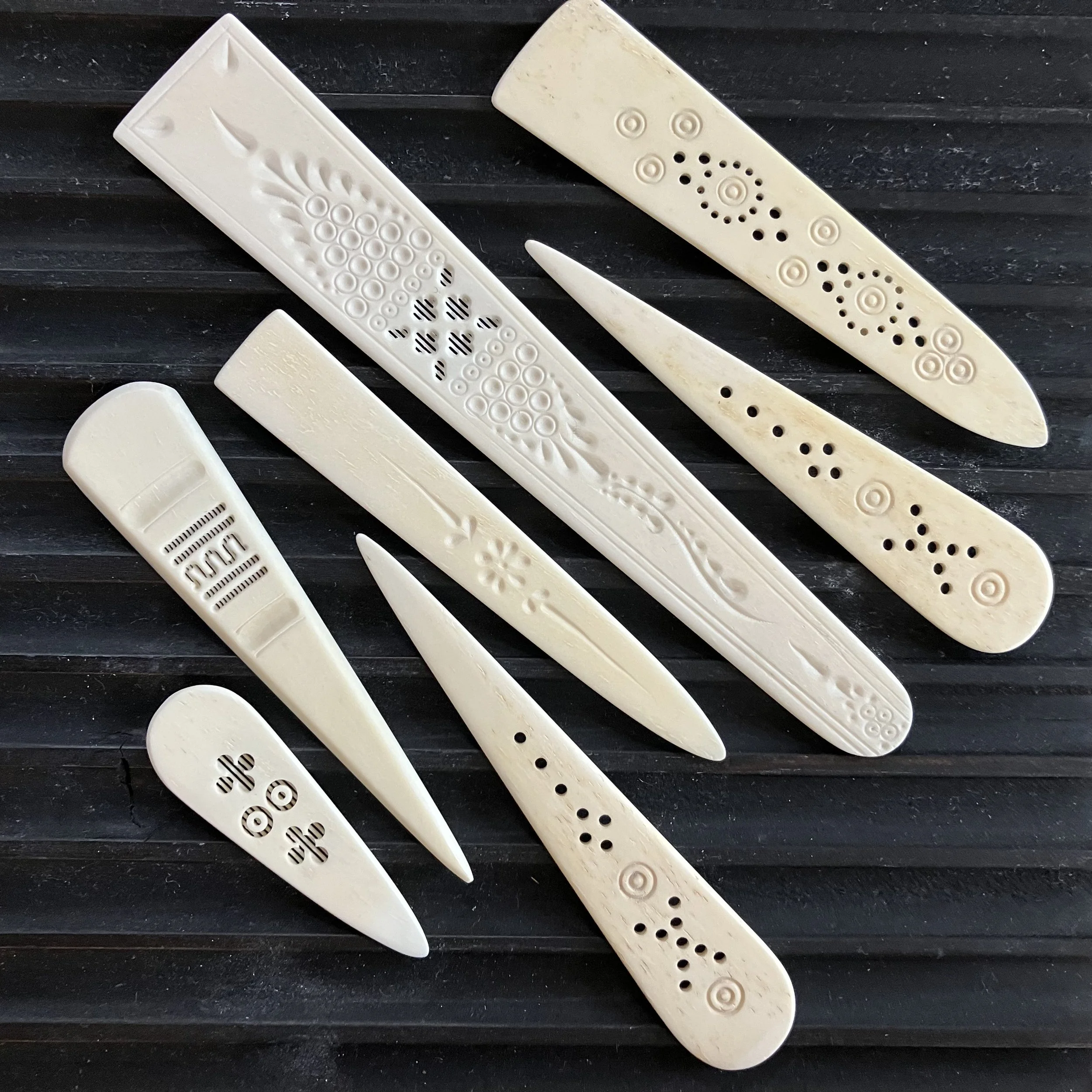 Guild Of Bookworkers Standards of Excellence Seminar in Hand Bookbinding, Iowa City!