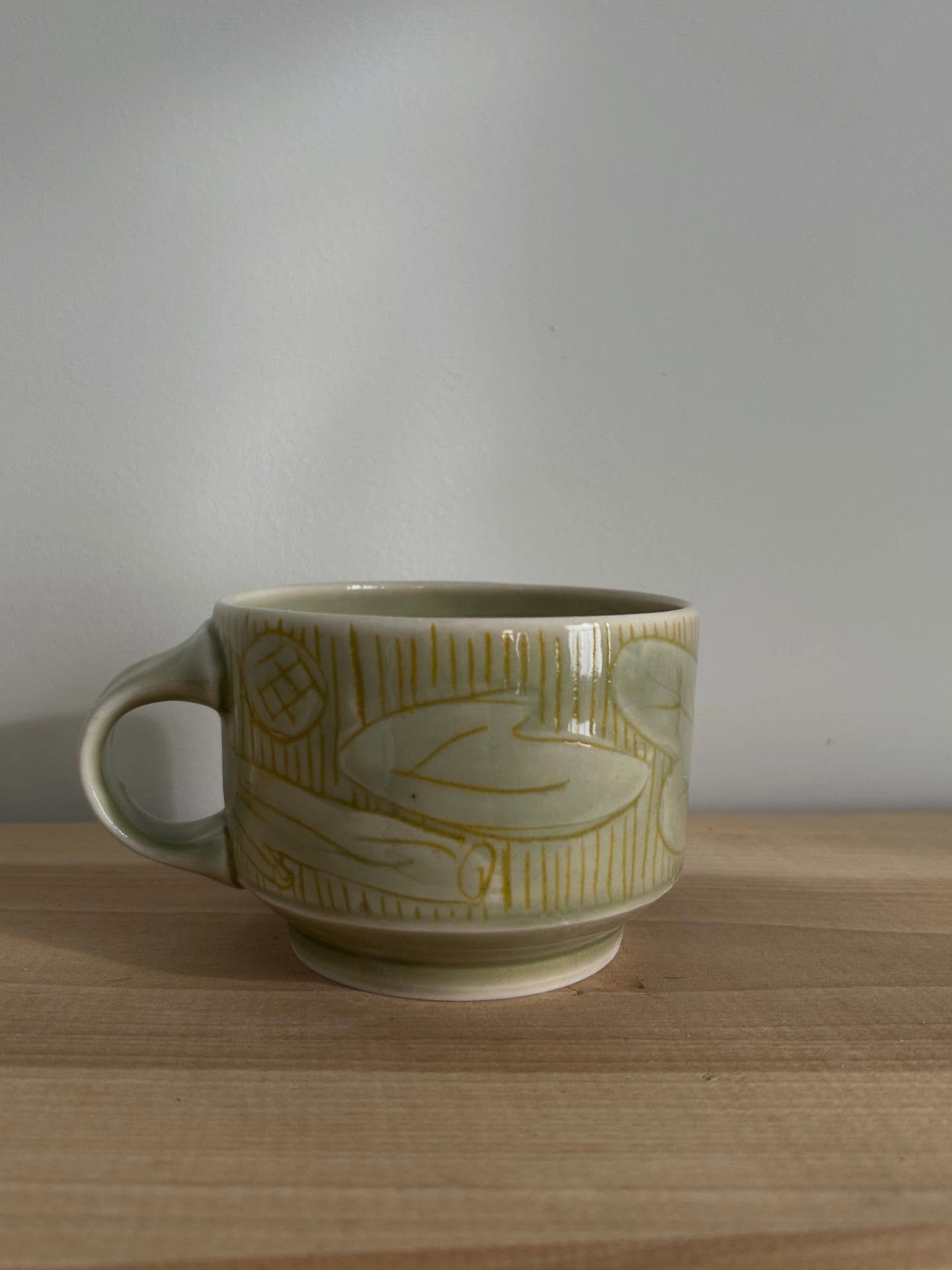 Thanks to everyone who stopped by yesterday! Still some pots left in my Etsy shop. Order by December 16 for holiday shipping.