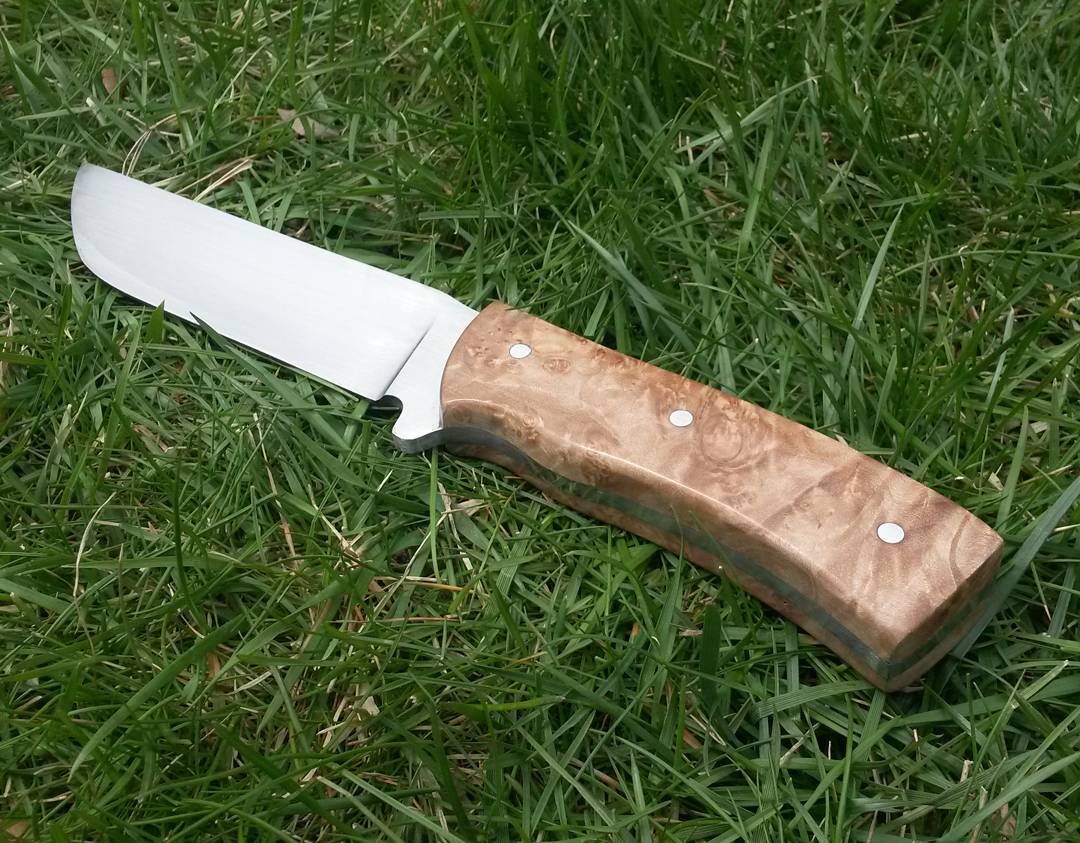 Knife-maple-burl-Handle-3.jpg