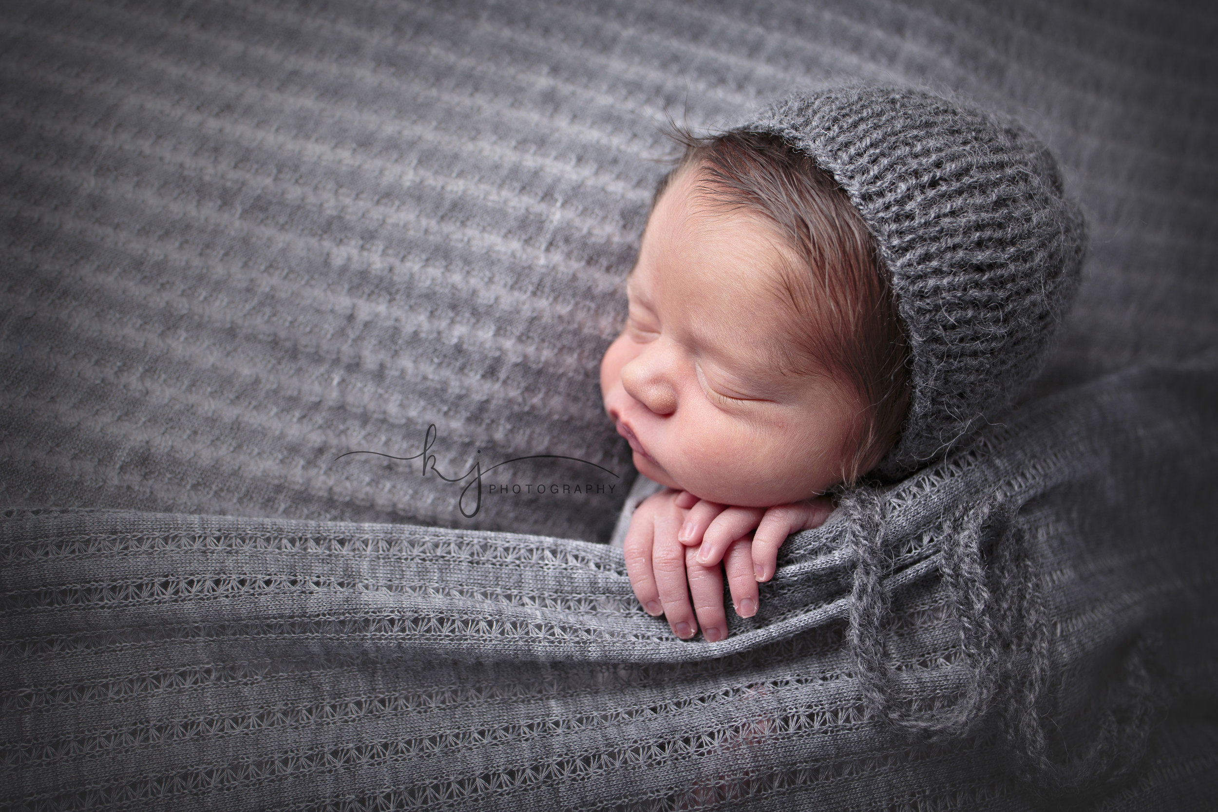 Snohomish County newborn photographer (2).jpg