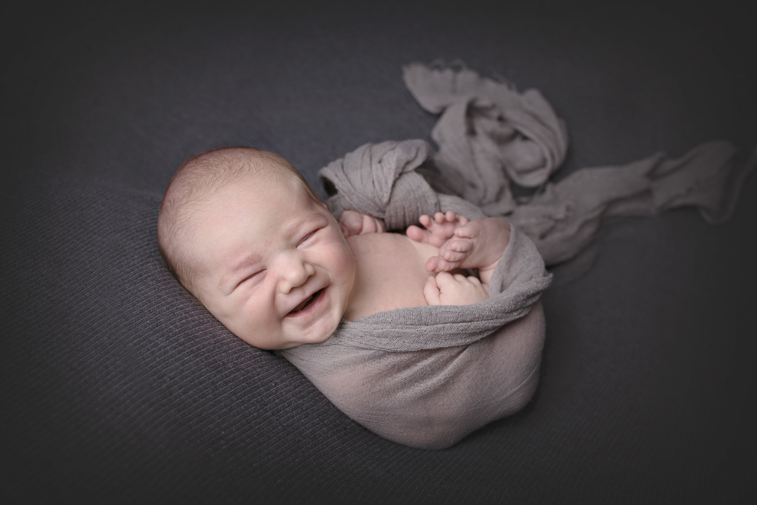 Snohomish County newborn photographer (4).jpg