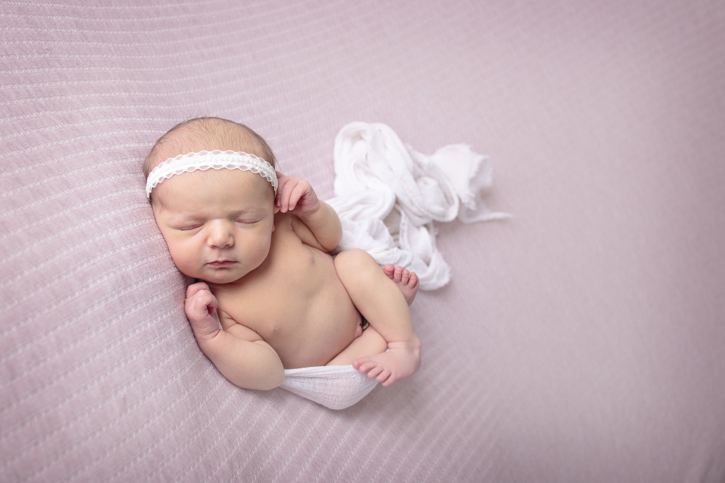 Kirkland Washington Newborn Photograher (3).jpg