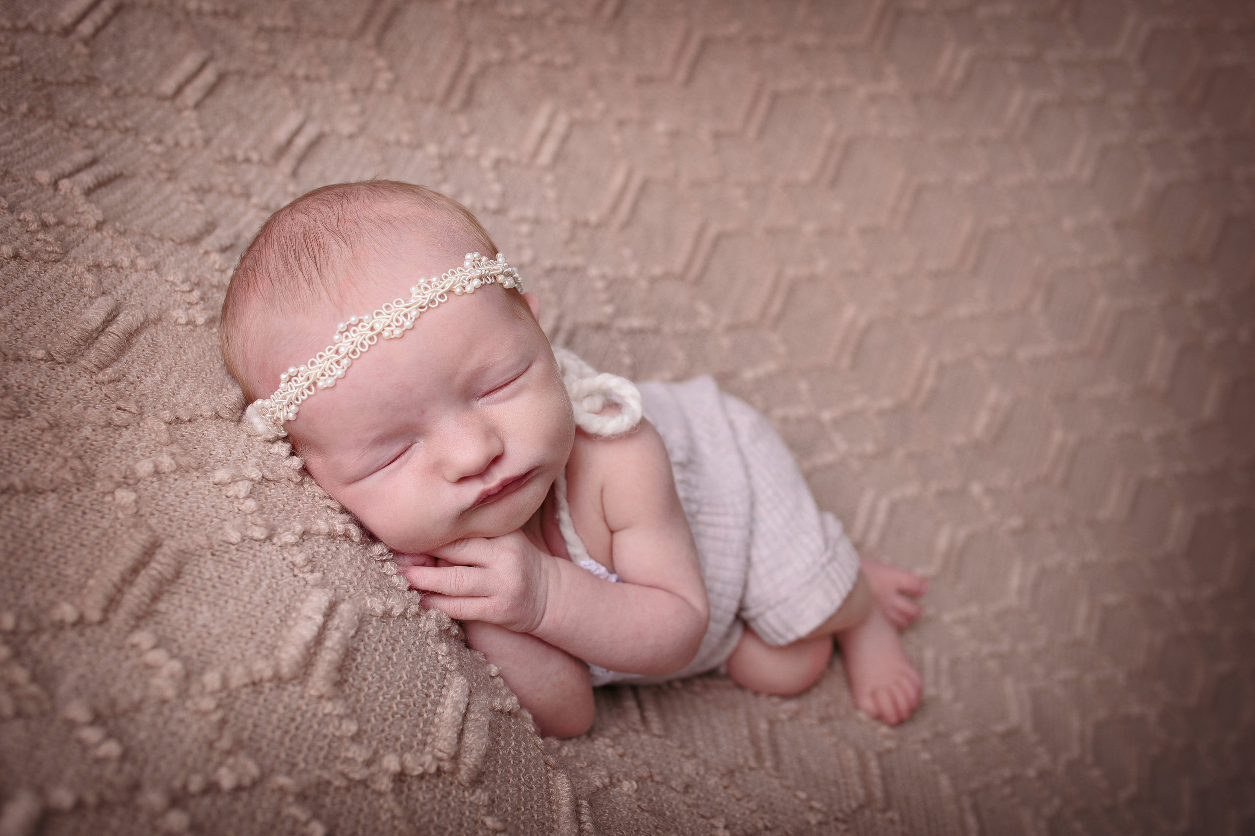 seattle newborn photographer (4).jpg