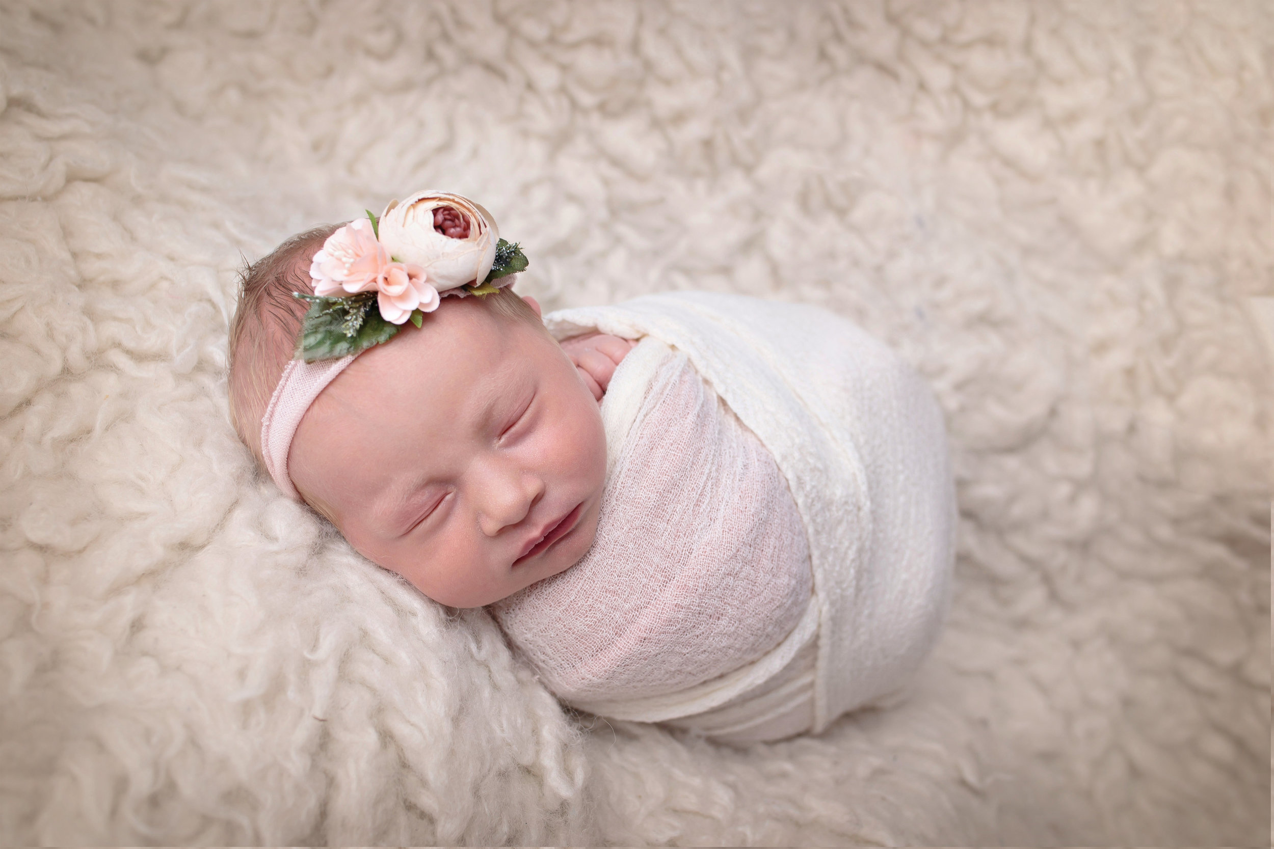 Snohomish County newborn photographer (5).jpg