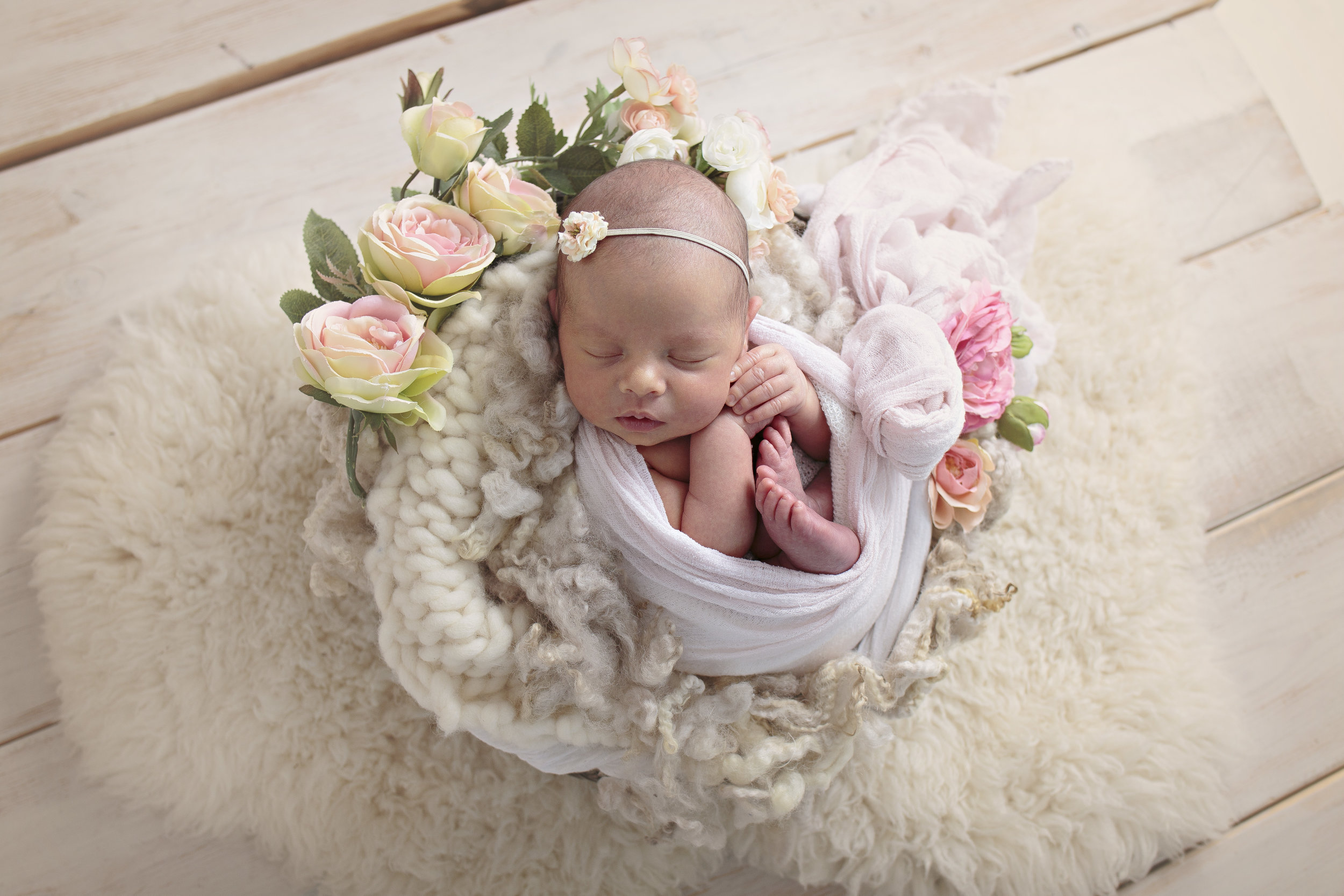 Snohomish County newborn photographer (10).jpg