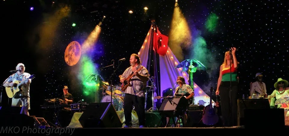 Garratt Wilkin &amp; The Parrotheads - Tribute to Jimmy Buffett