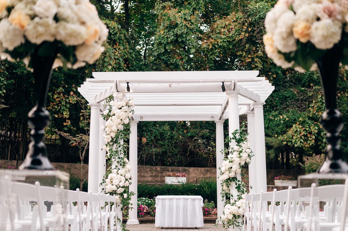 Funmi and Randy 
⠀⠀⠀⠀⠀⠀⠀⠀⠀
Can&rsquo;t get enough of the details from this wedding.
⠀⠀⠀⠀⠀⠀⠀⠀⠀
⠀⠀⠀⠀⠀⠀⠀⠀⠀
⠀⠀⠀⠀⠀⠀⠀⠀⠀
Bride: @eventsbyfunmilola
Groom: @rlwedding.love
Wedding Planner: @eventsbyfunmilola
Design &amp; Decor: @m_sarahdesigns
Coordinators: @