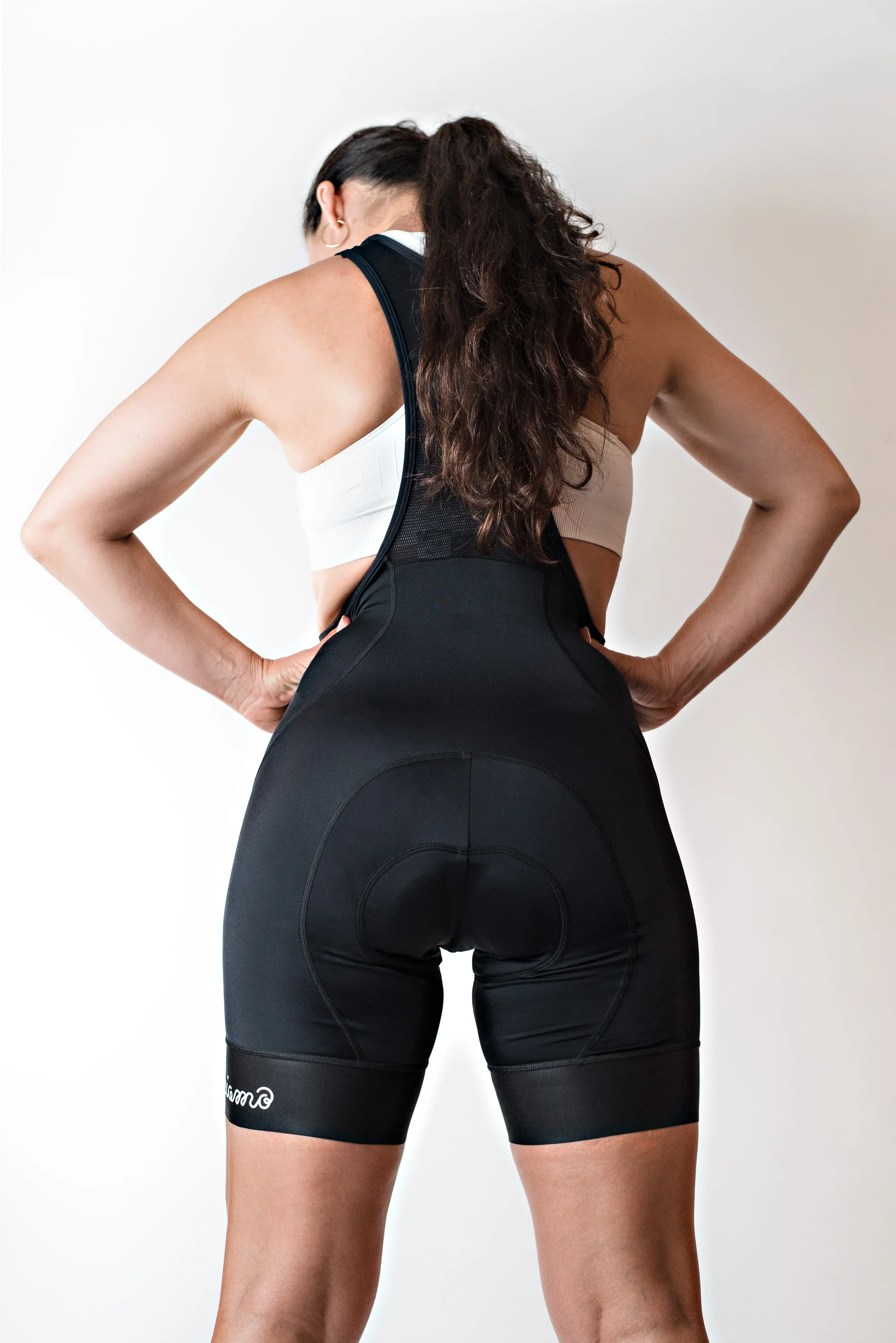 Biciamo_Cycling_WomensBibShorts03.jpg
