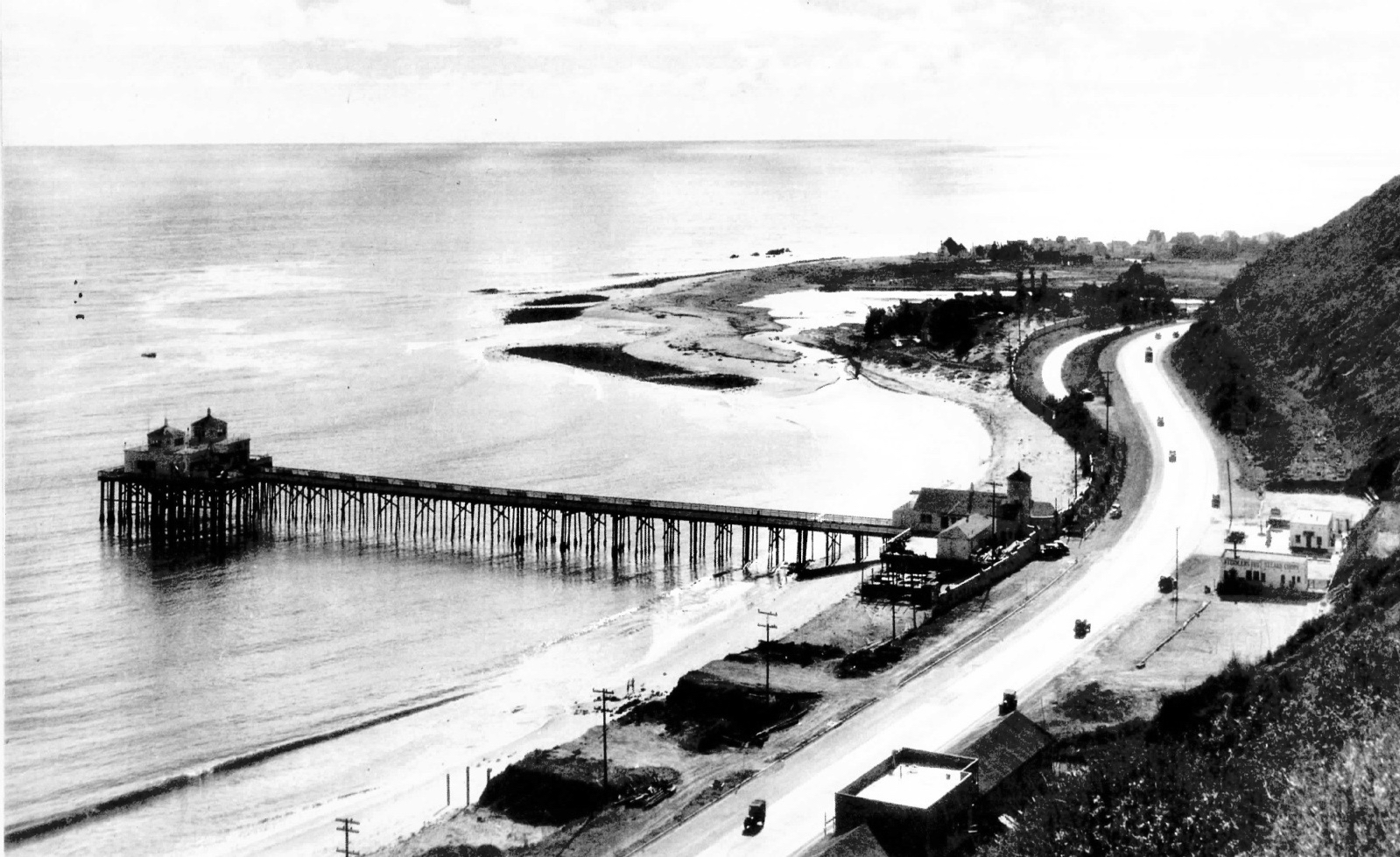 View of the pier circa 1945