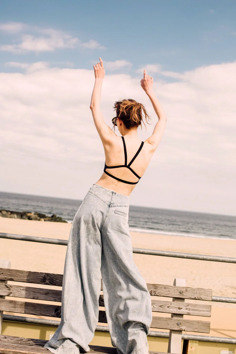 looks_de_verano_como_combinar_denim_y_bikini_321308887_800x.jpg