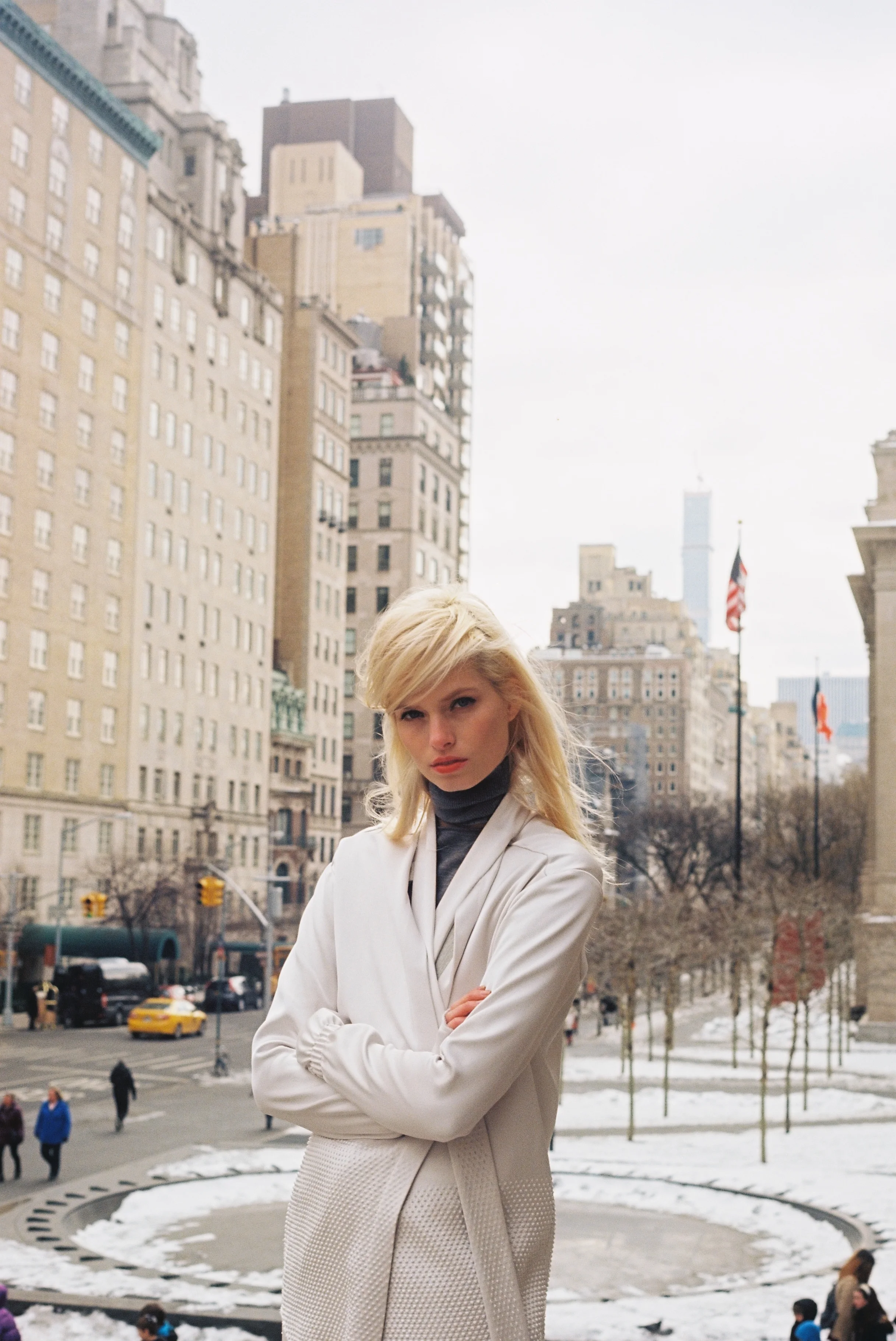 Iciar J. Carrasco : Uptown Girl_Look5_2.jpg