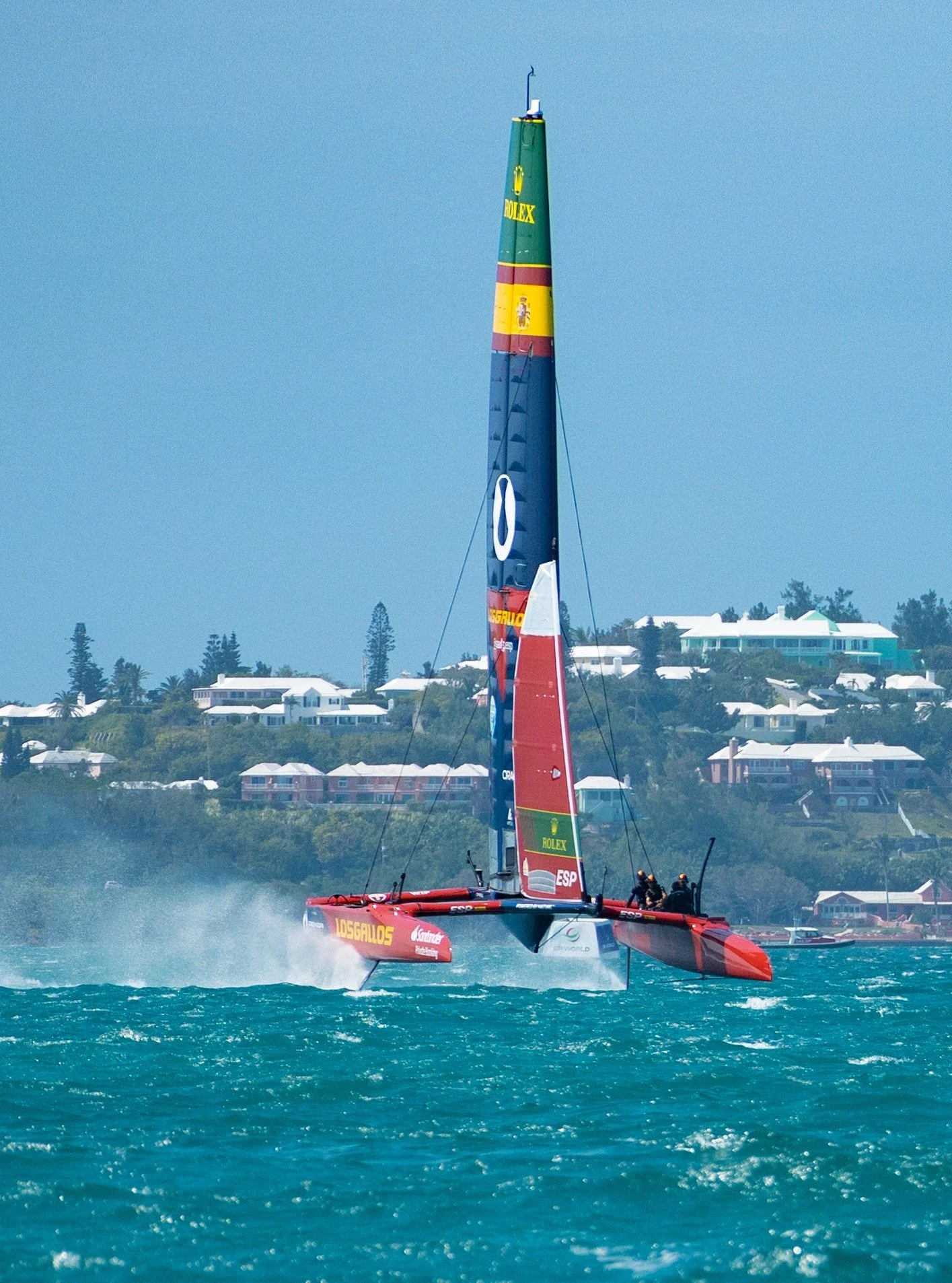 Wind, hull, human will. Los Gallos. Reigning champions on Bermuda waters in 2024.

Two weeks ago, they were back on the island. @diegobotin and the Spanish team pushed every limit, finishing second at the @apex_group_ltd Bermuda @sailgp Grand Prix 20