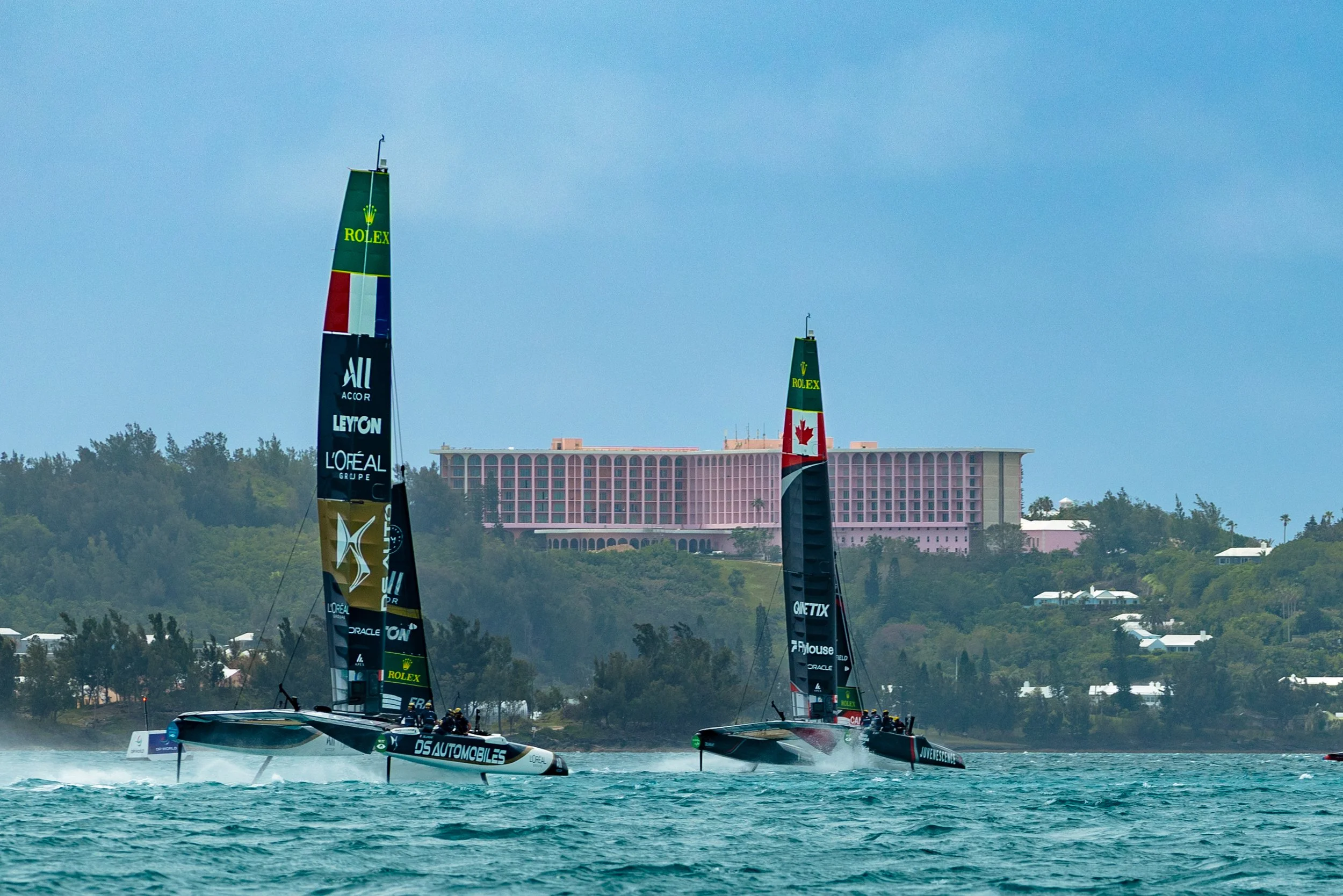 Two boats, one island, an iconic hotel that has watched racing here for decades. 

Bermuda never just gives you the race. It gives you legacy and beauty.

@sailgp #sailgp #sailgpbermuda #apexgroup #rolex #sailing #sailgpfra #sailgpcan #FairmontSoutha