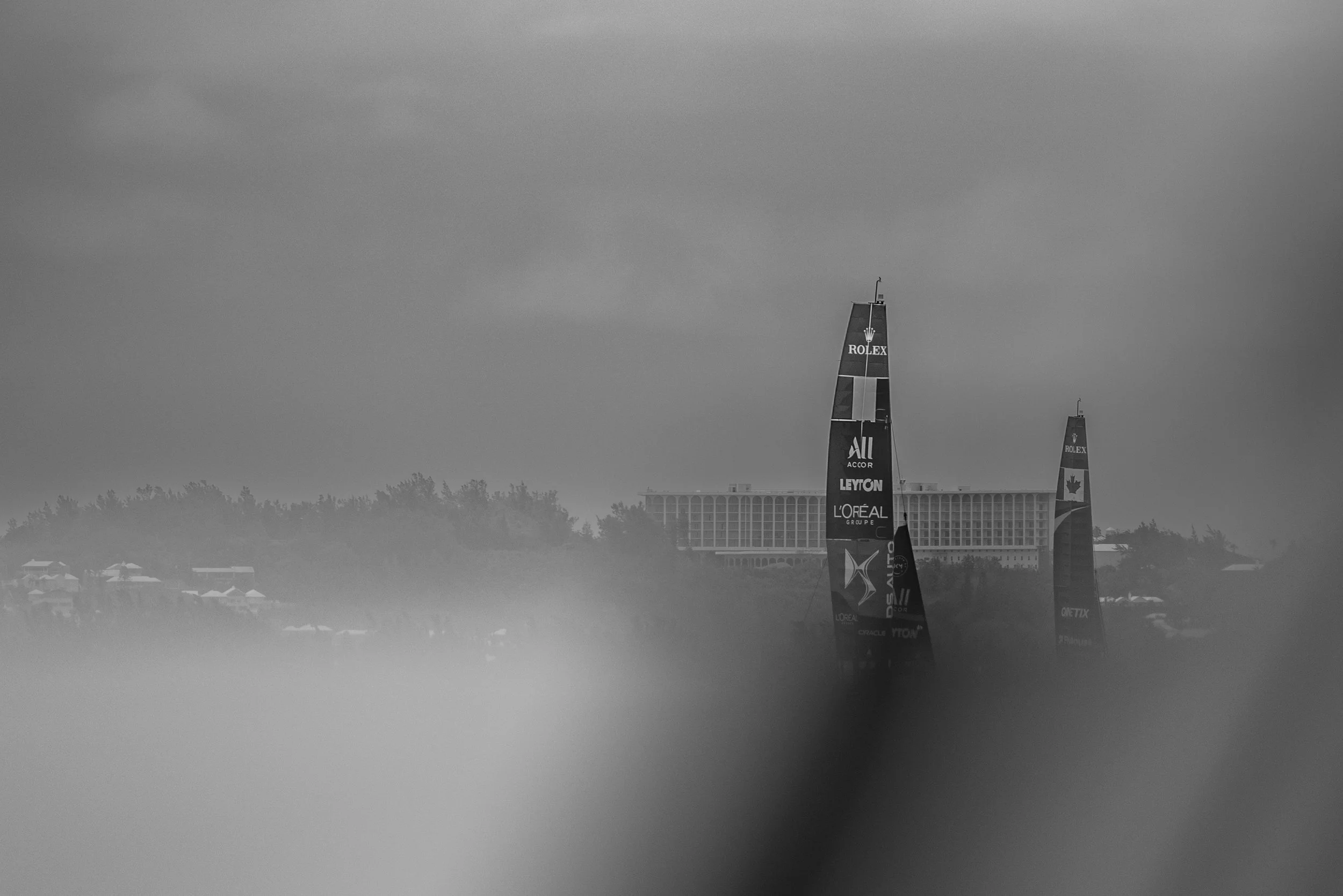 Between races, between squalls. The boats were still there, just barely.

@sailgp #sailgp #abstractphotography #fineartsailing #fairmontsouthamptonstory #sailingphotography #bermudaphotographer #sailing #sailingart #nauticalportraits #blackandwhite #
