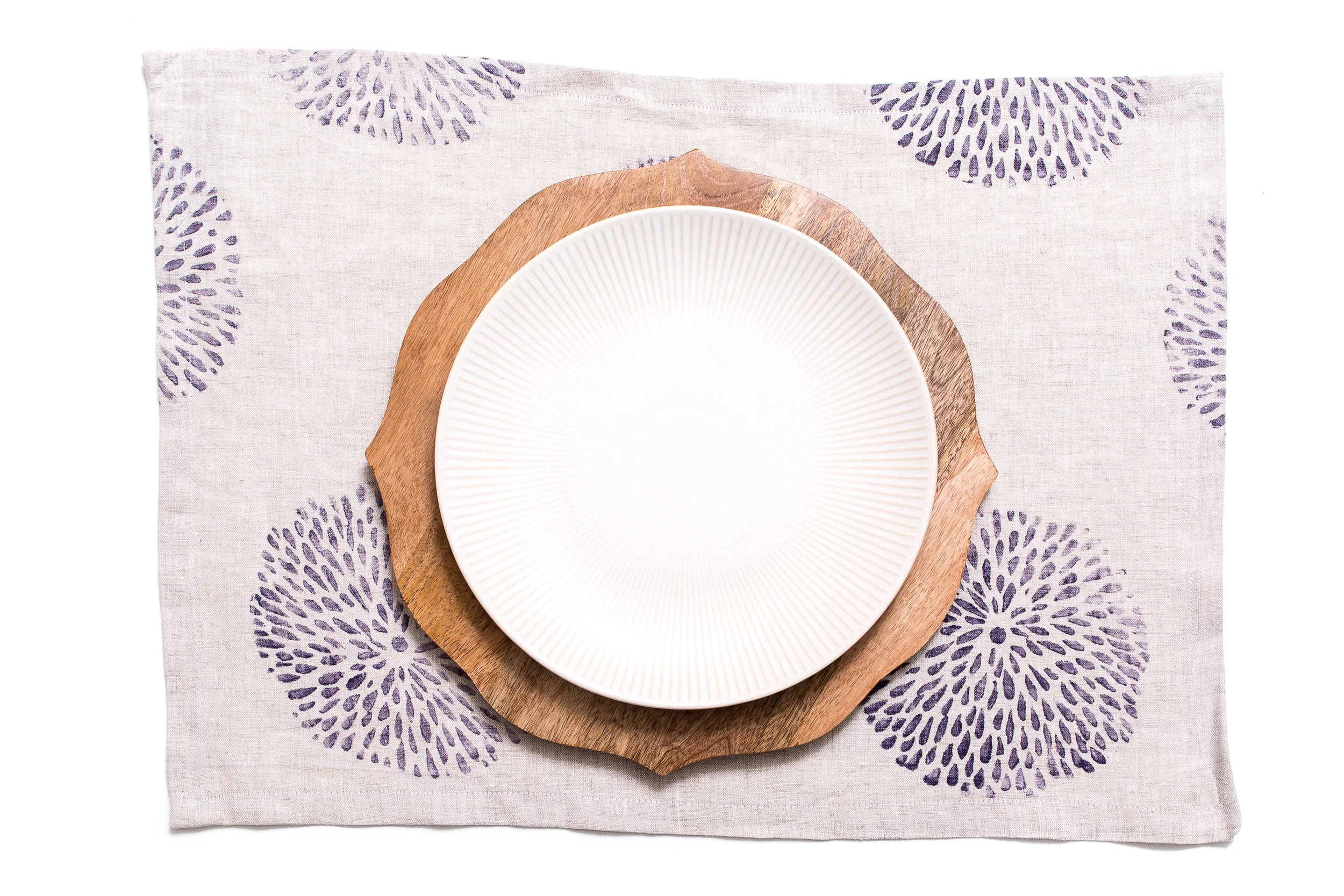 placemat mum in purple on oatmeal linen.jpg