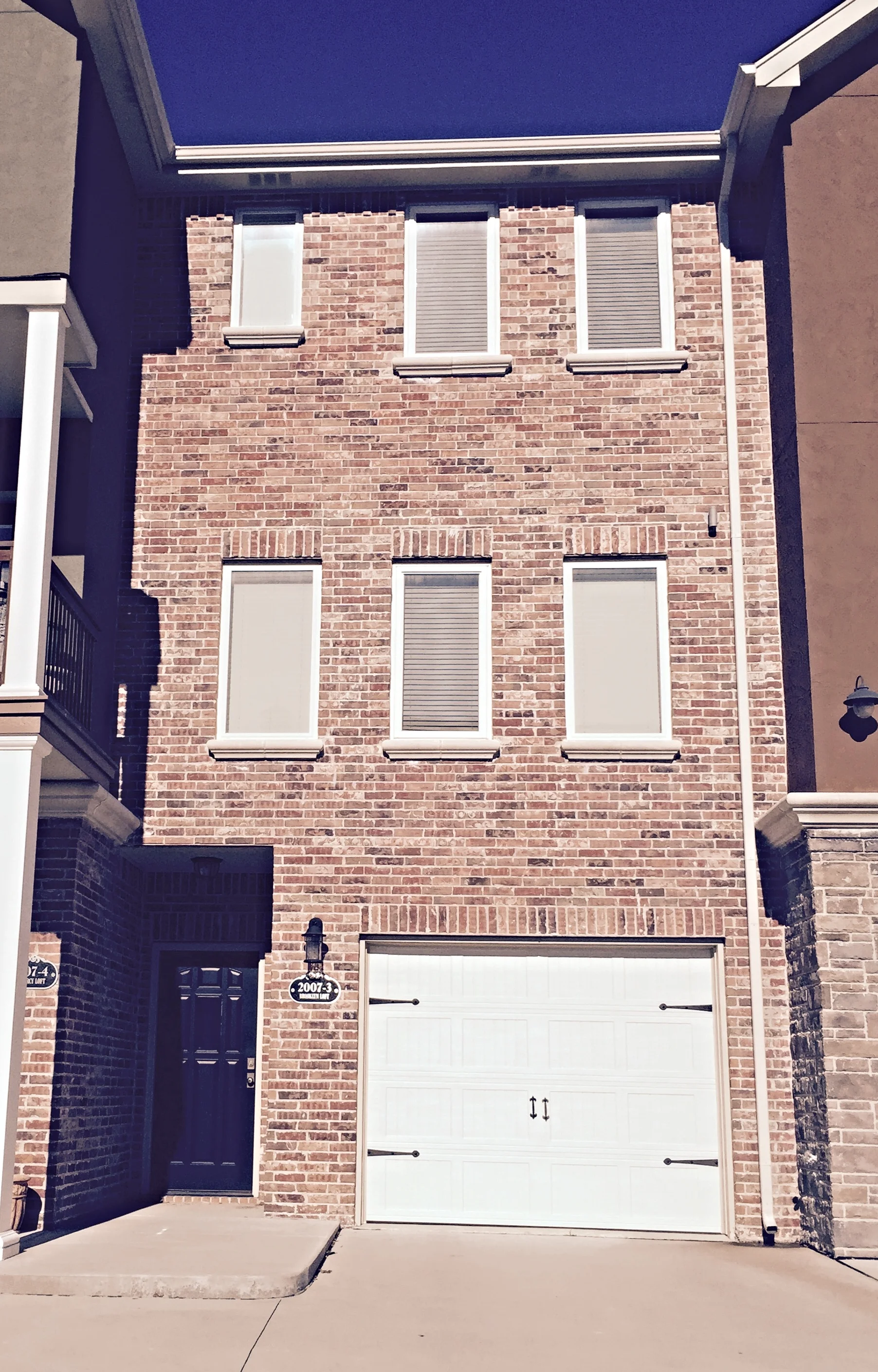 2007 se Nova Ave Unit 3 Brooklyn Loft 2 bed 1.5 bath 1,310 - 1,310 sq ft