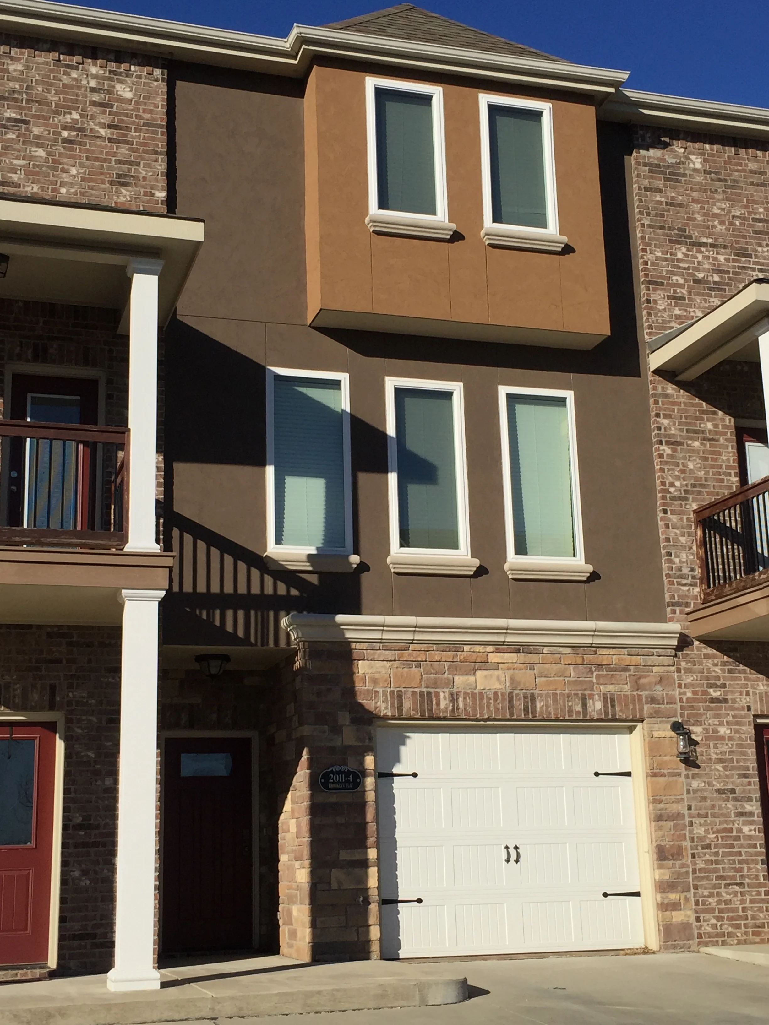 Brooklyn Flat 1 bed 1 bath 1 car 2011 se Nova ave Unit 4