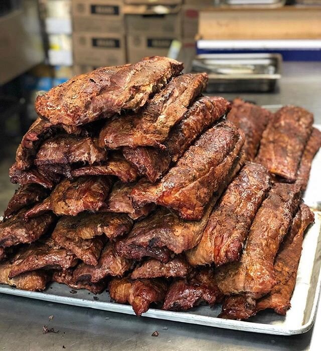 Nice Rack.
📍 @bigbzbbq
🔥 Texas Baby Backs
👇🏼TAG A RIB LOVER👇🏼