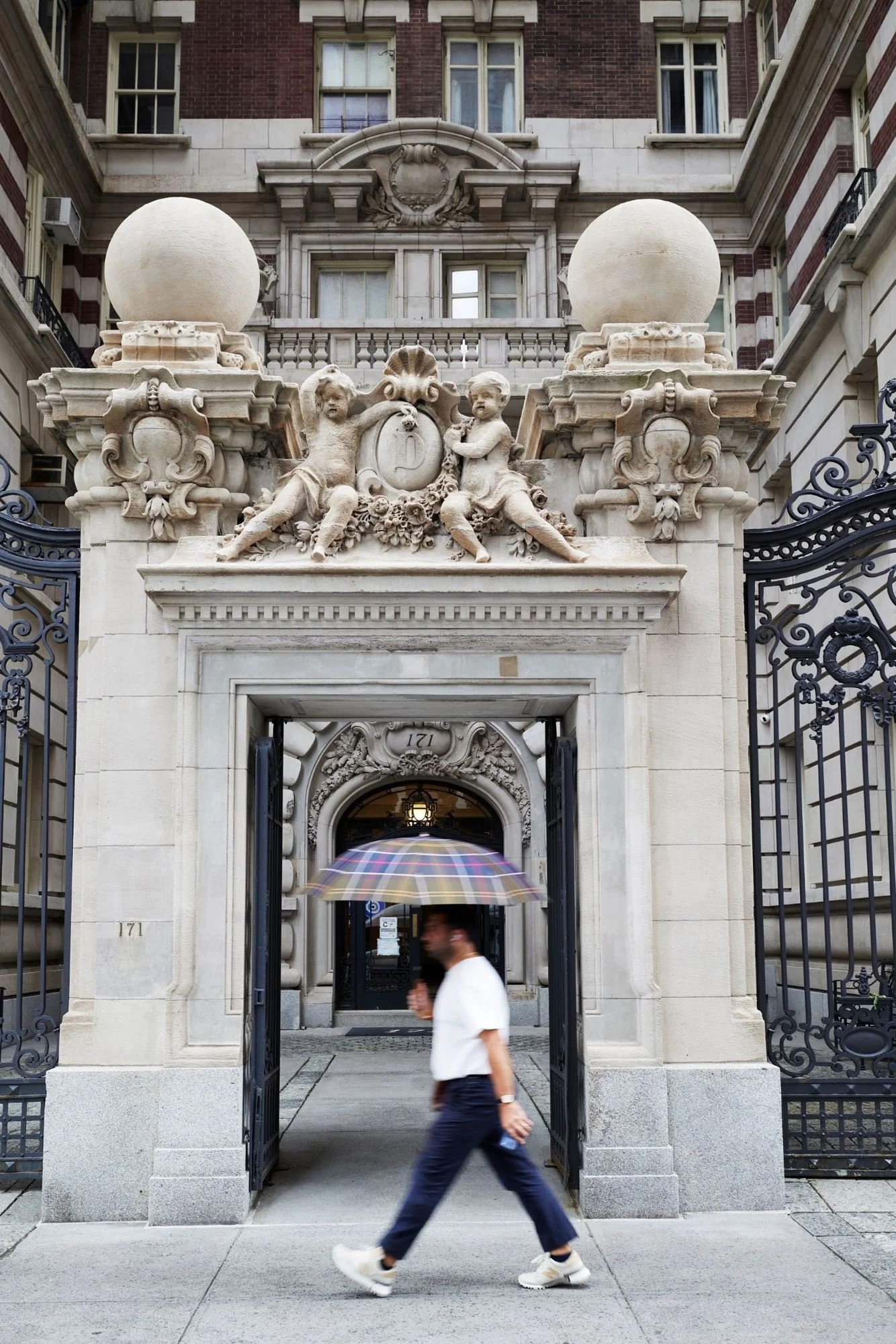 171 W 71st