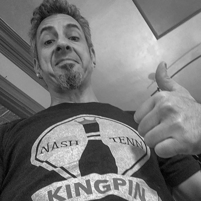 You too could look cool in your very own KBC-T...but probably not but not as cool a deuce 😎 If you’re in HBG area, stop by his shop for a cut and some Kingpin!
.
.
.
.
.
#deucegibbsalon #martinibrothers #mensgrooming #kingpinbarberco #pinhead #nashville #triblend
#silkscreen #waterbasedink #tshirt