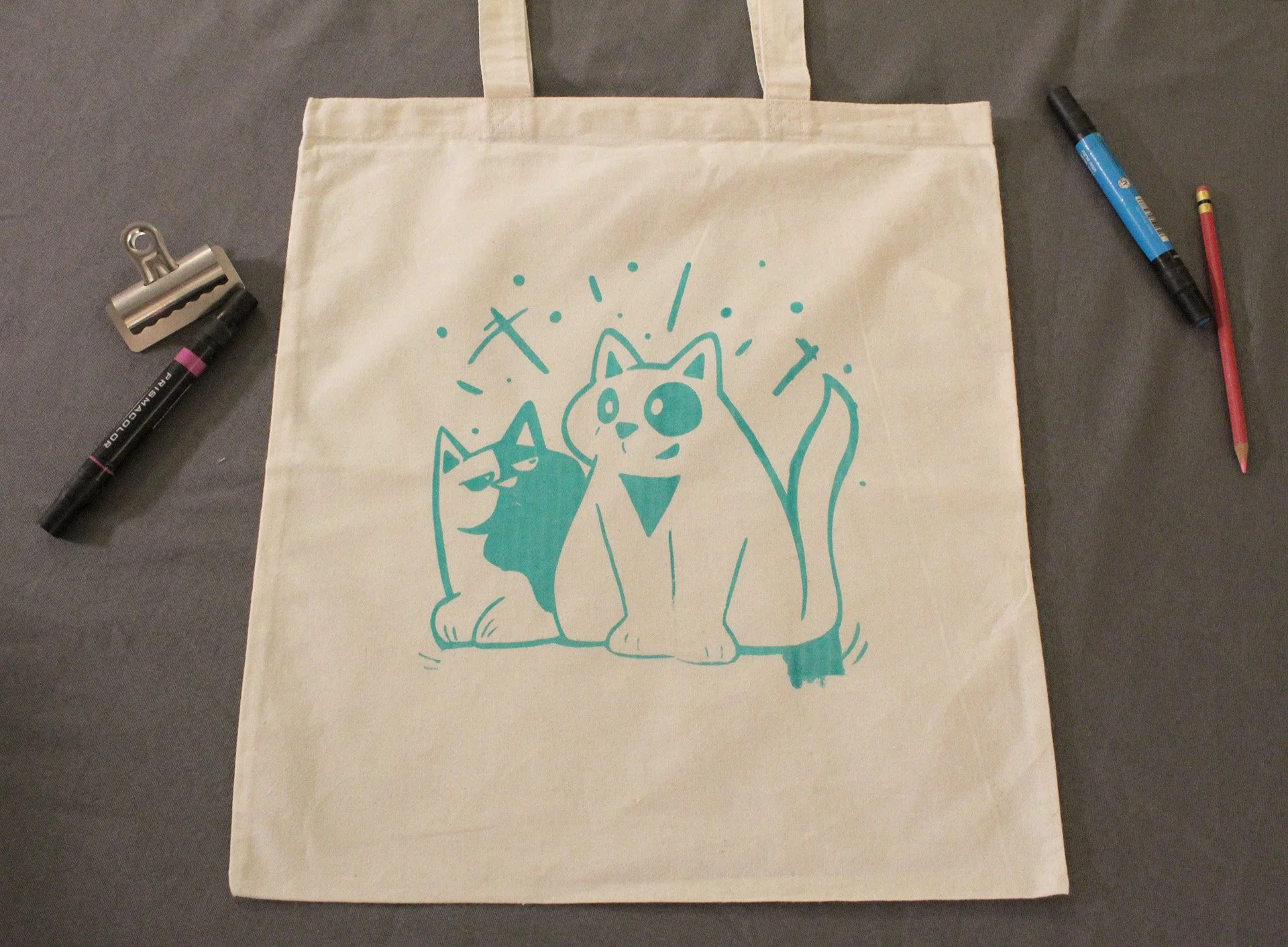 Baby_smokey_tote_CU_1.jpg
