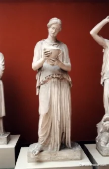 electra with urn.jpg