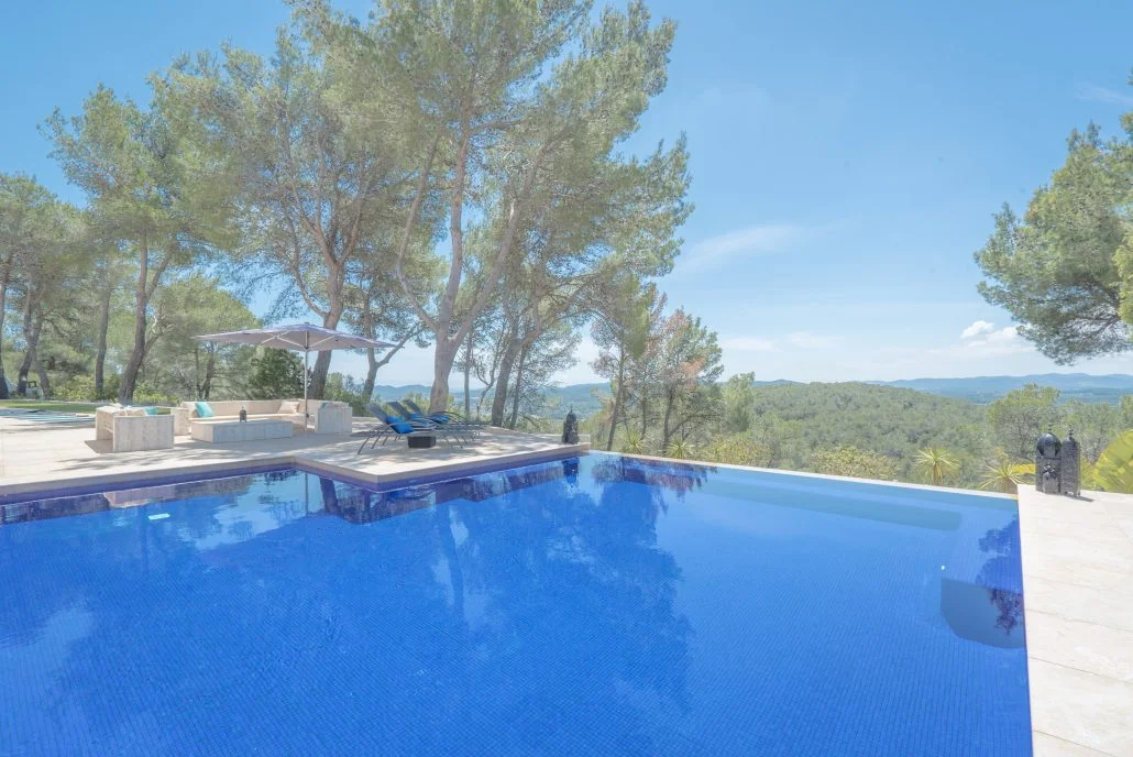 The Pool at Can Luminosa_quantumyogateachertraining_with_sallyanne_sweeney_yogalightvibes.jpg
