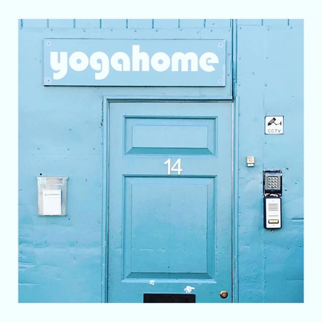 ✨PREGNANCY YOGA FLOW POP UP CLASS TONIGHT✨ 
6.30-8pm @yogahome_london 💗 Calling all pregnant mamas to come and flow with me, for this uplifting pop-up class designed to truly serve Mothers at each stage of this wonderful journey of pregnancy. 
An em